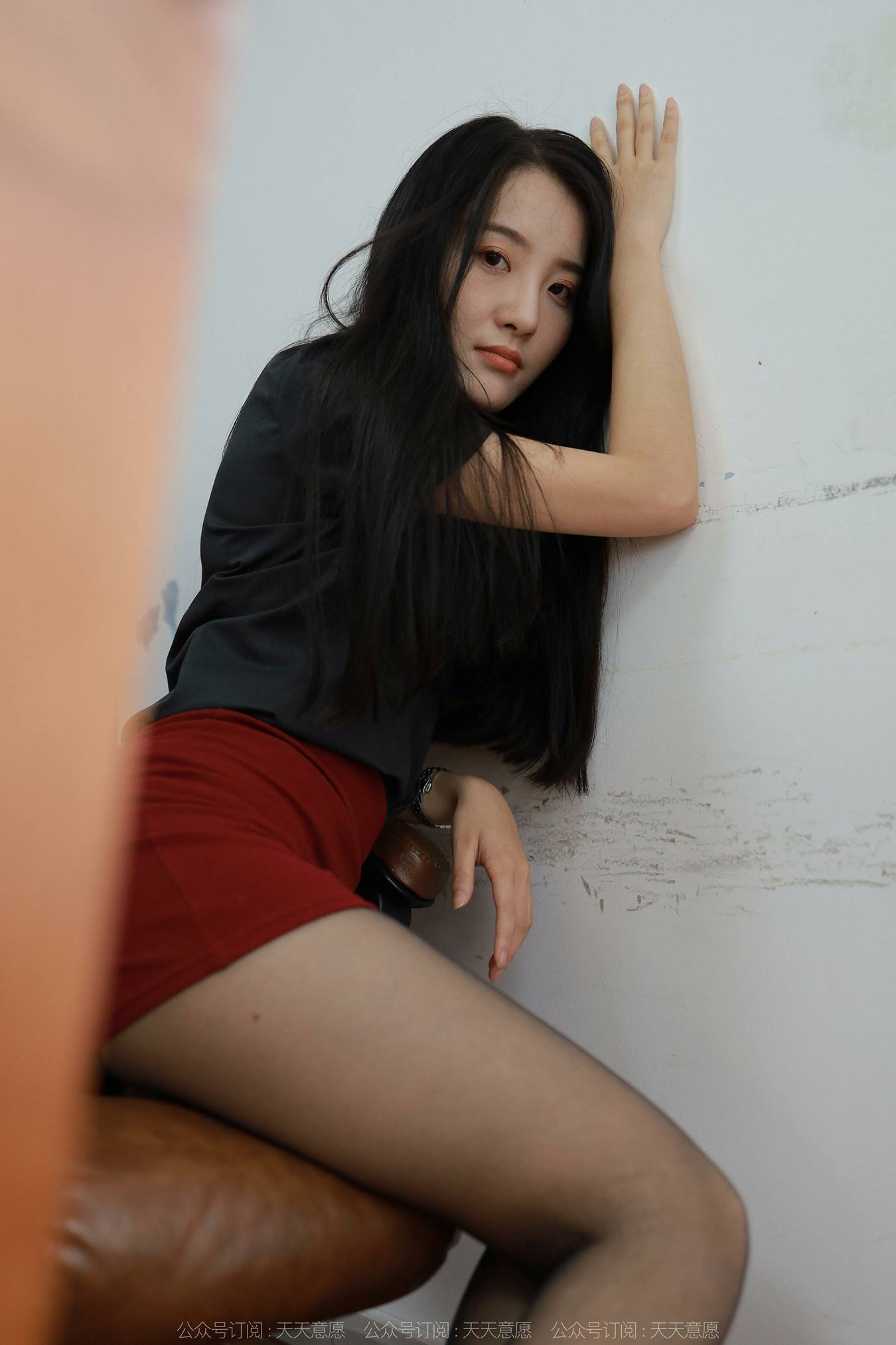 [IESS异思趣向] 2022.07.06 丝享家1139：婉萍《嘿丝办公室》[90P/129MB]