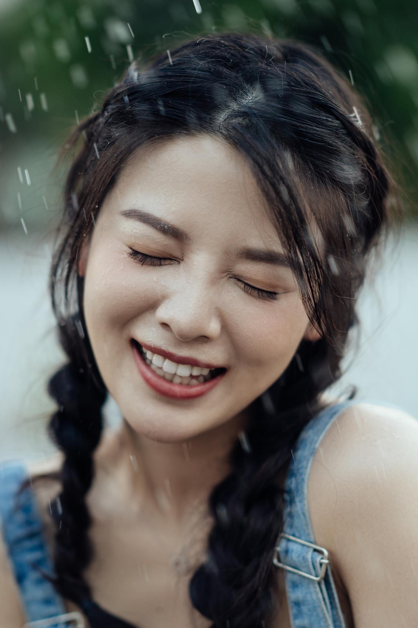 [YITUYU艺图语] 2022.02.02 来自夏日玩水的简单快乐 喵喵喵是锦儿呀 [55P/808MB]