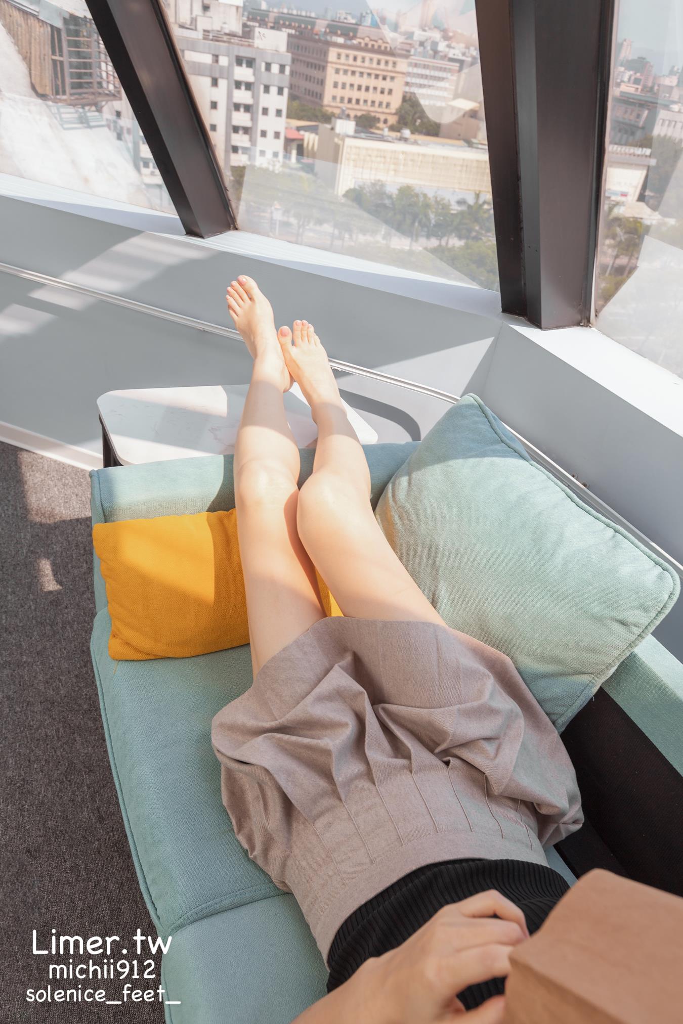 Limerence原创 NO.013 Michii神秘纸袋女孩的裸足大解放[170P/1V/3.79GB]