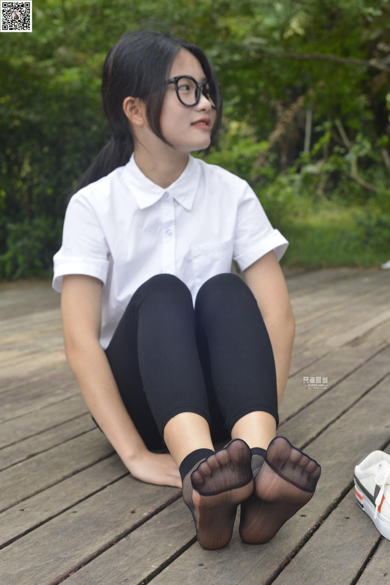 [只糖原创]NO.635 周子琪 春去极晚，夏来极迟[100P/1V/1.70GB]