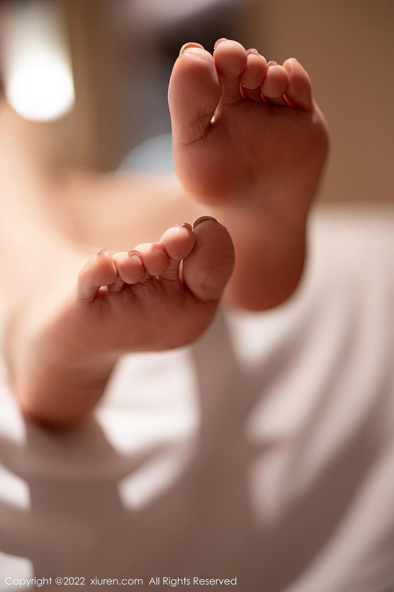 [Xiuren秀人网]2022.12.22 NO.6033 徐莉芝Booty[83+1P/586MB]