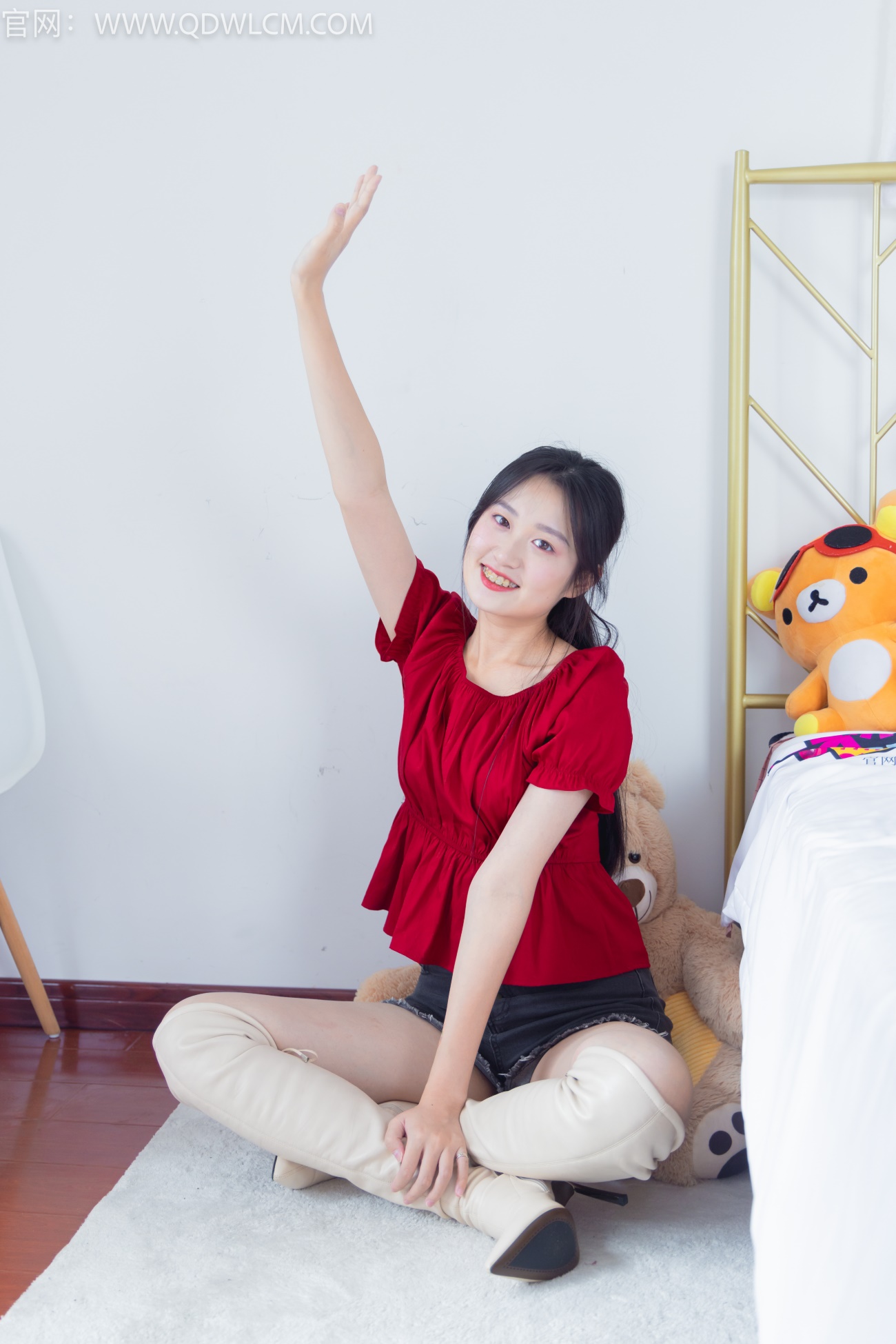 物恋传媒 NO.1389 小敏-零的焦点[171P/1V/4.04GB]