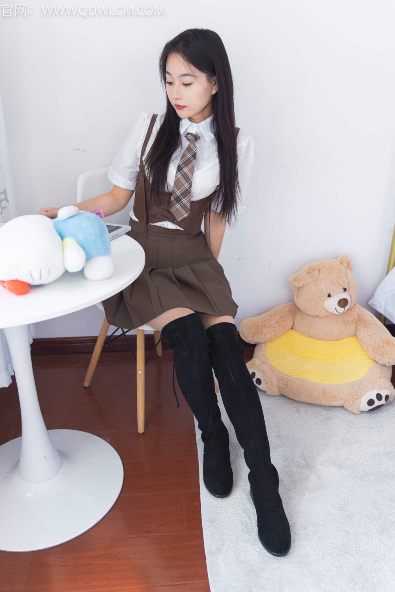 物恋传媒 NO.1376 美兔-远方的呼唤[200P/1V/4.45GB]