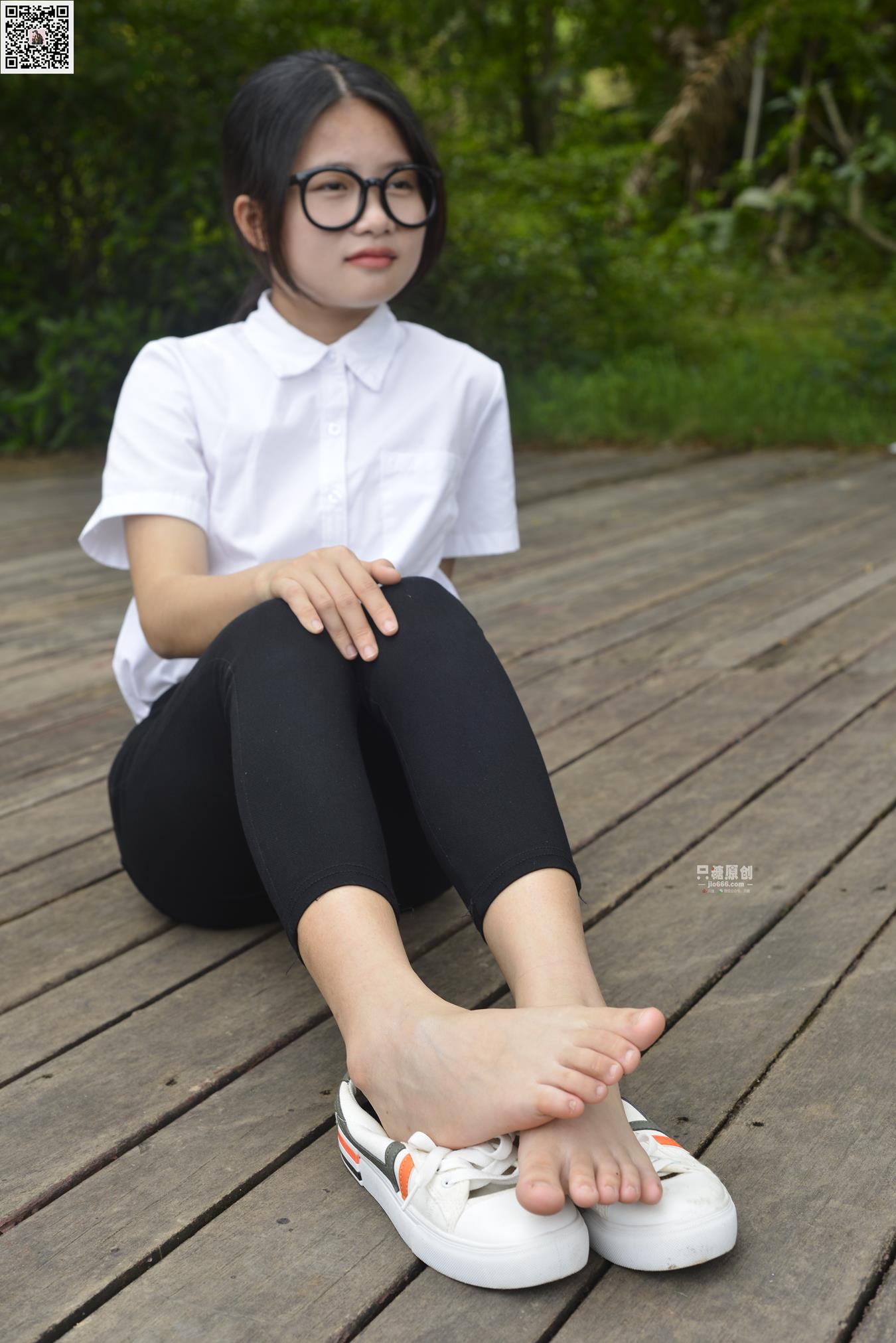 [只糖原创]NO.635 周子琪 春去极晚，夏来极迟[100P/1V/1.70GB]