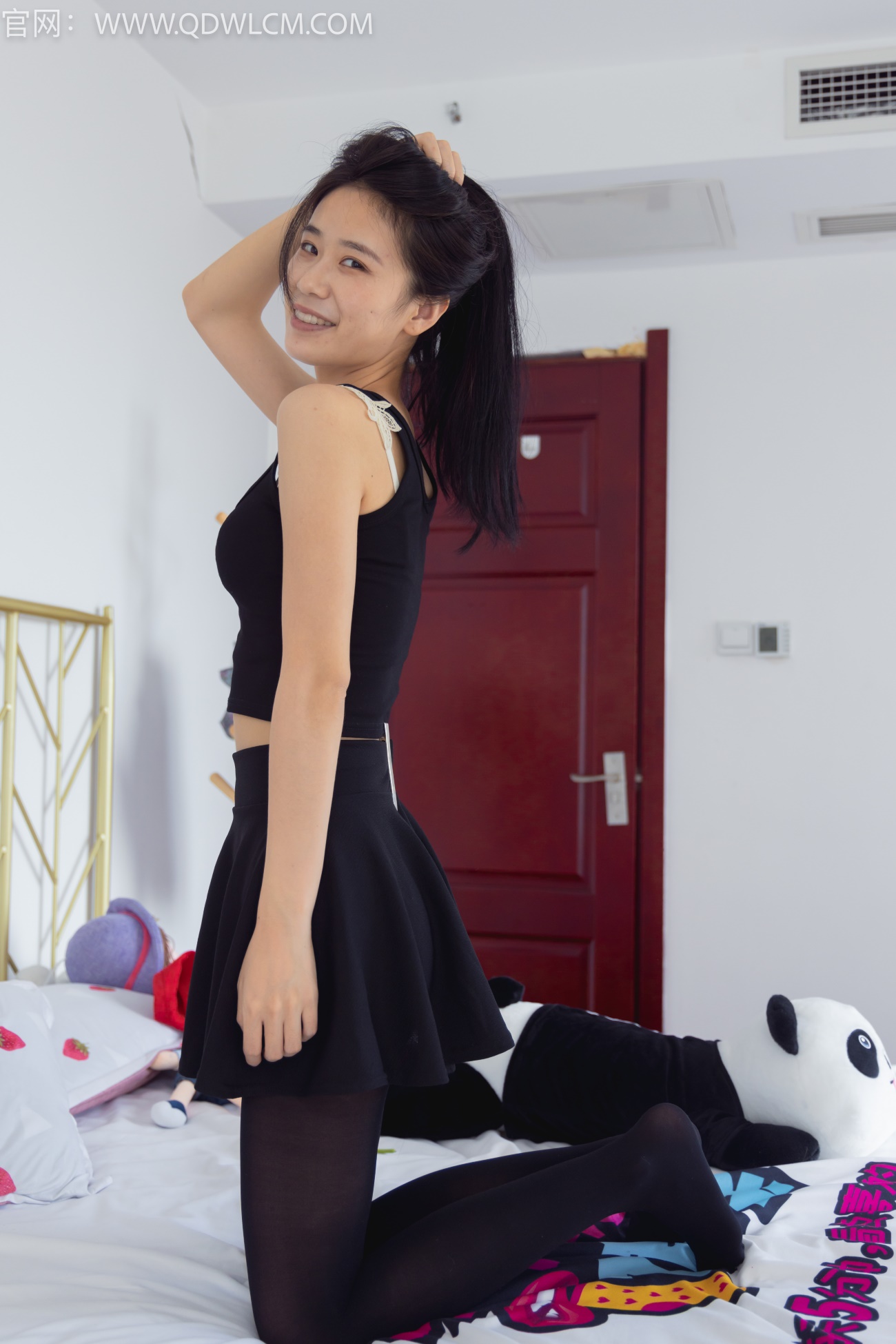 物恋传媒 NO.1390 菜菜-思念春日[151P/1V/3.68GB]