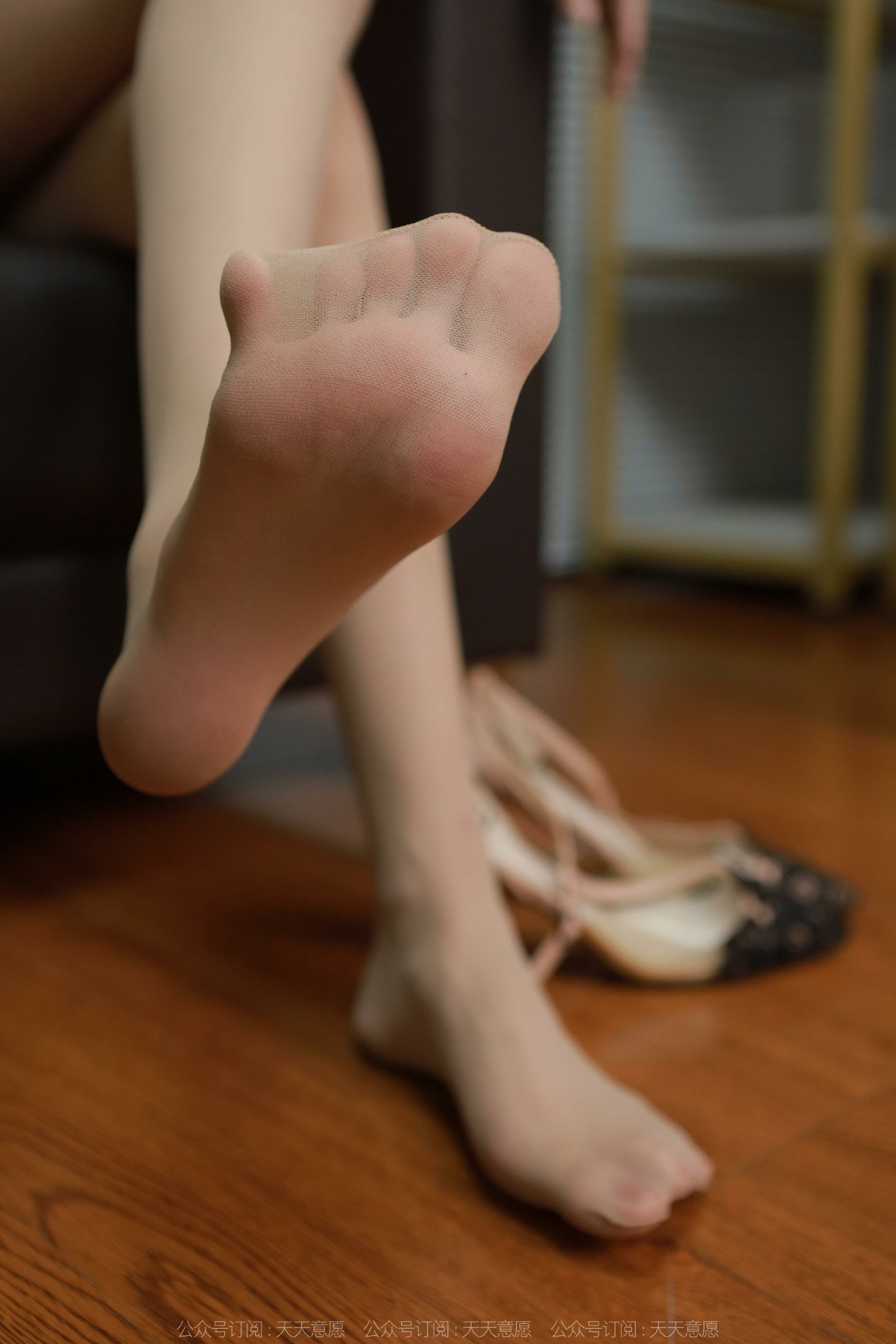 [IESS异思趣向] 耽丝 2022.11.22 团团 [90P/98MB]