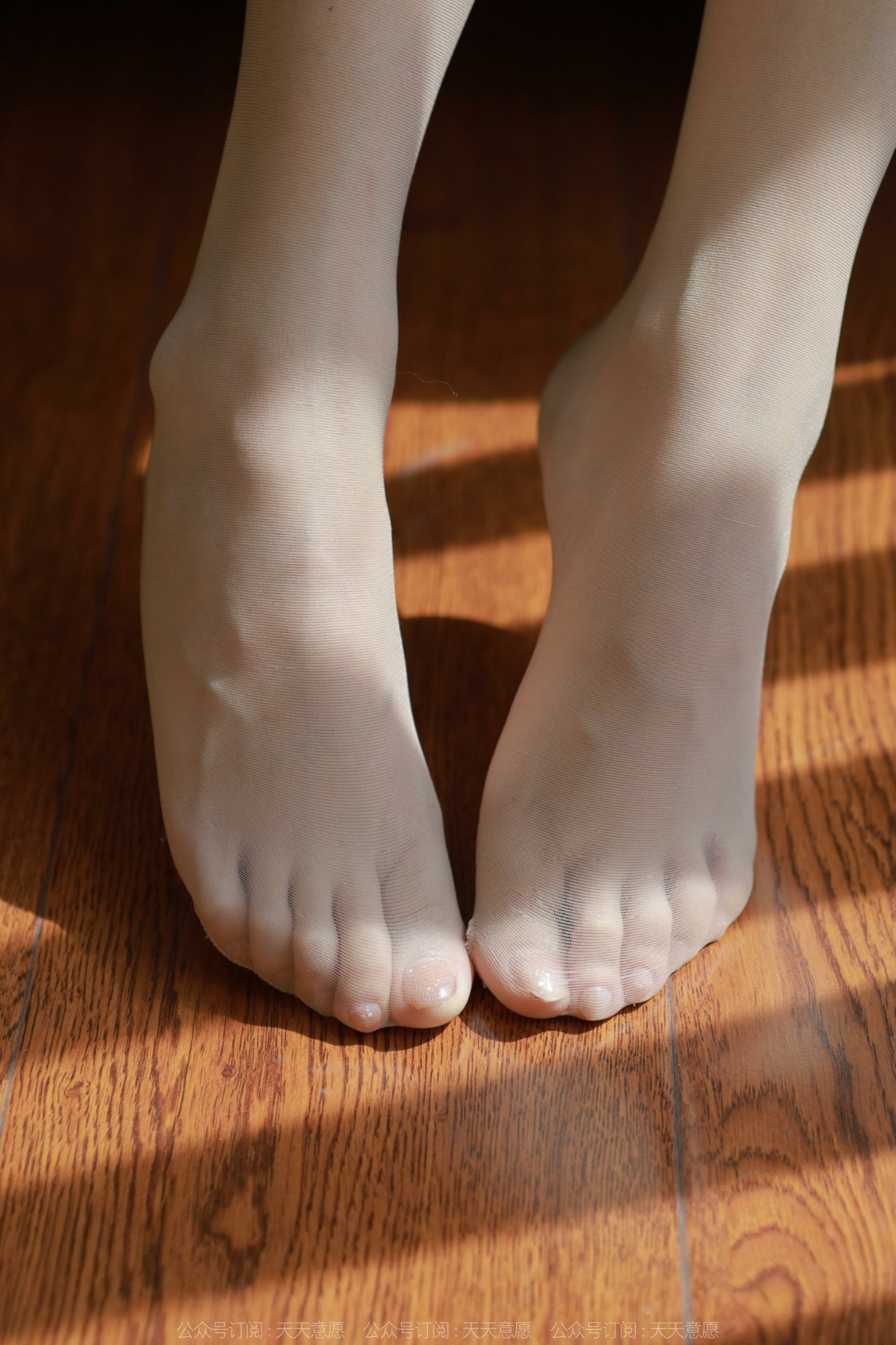 [IESS异思趣向] 耽丝 221103婉萍 [73P/80MB]