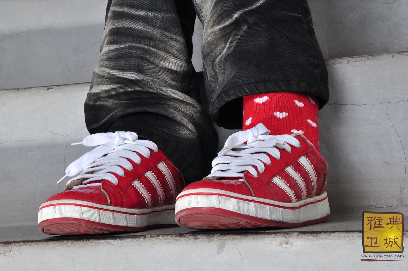 雅典卫城 051 红色袜袜 [191P/229M]