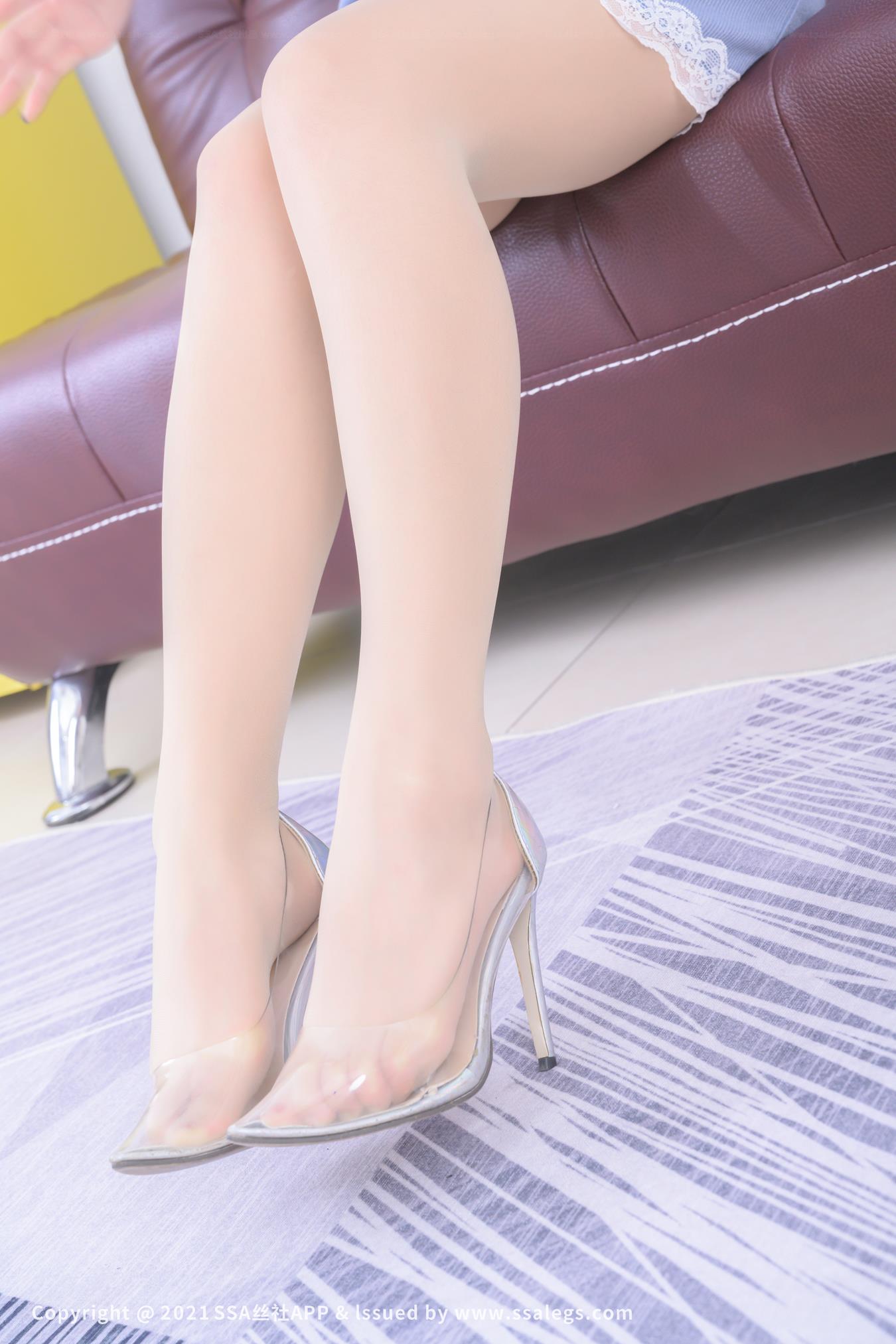 [SSA丝社]超清写真 NO.752 模特素人的肉色丝袜（上）[111P/2.61GB]