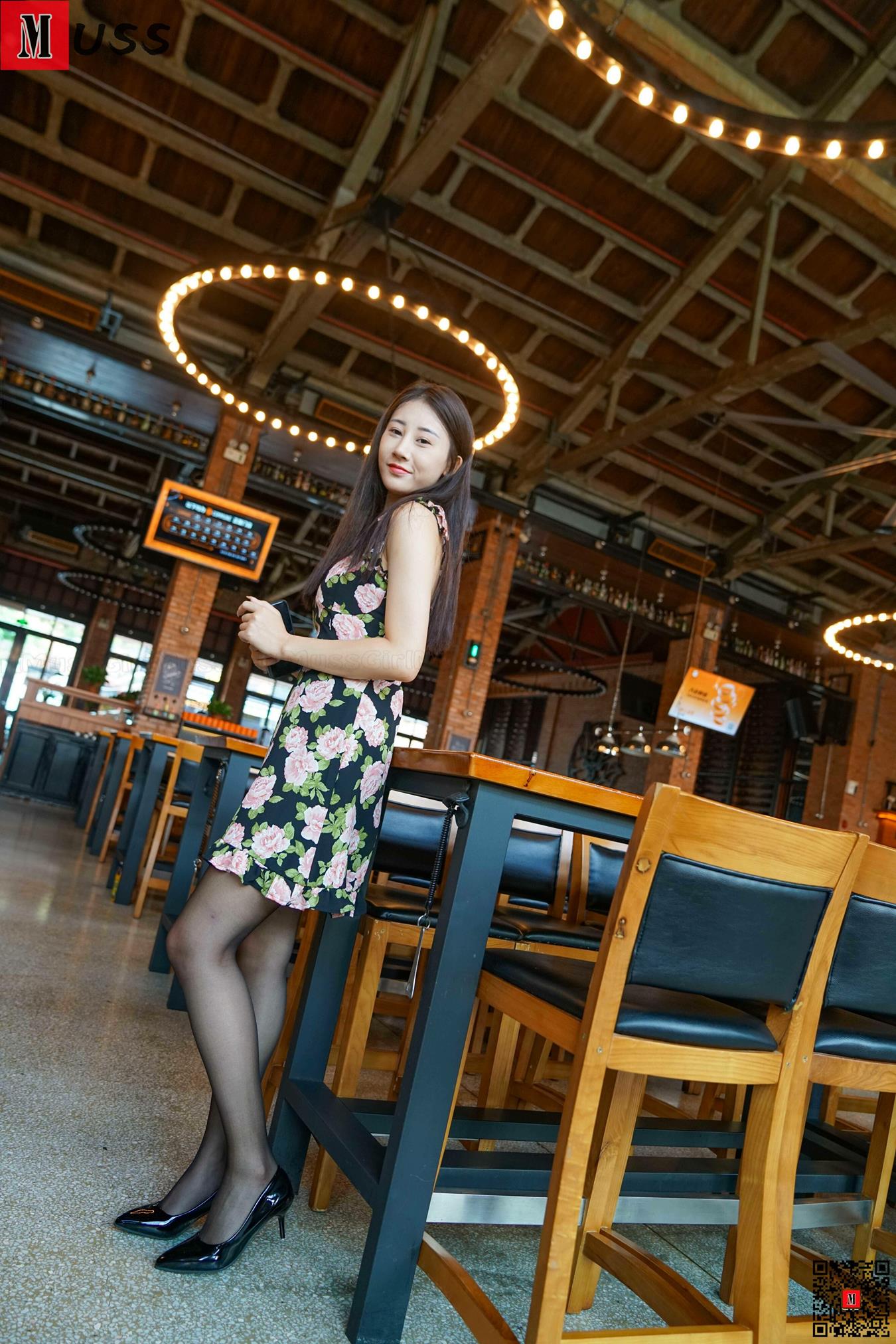 [MussGirl慕丝女郎]NO.396 绝美碎花裙B[63P/111MB]