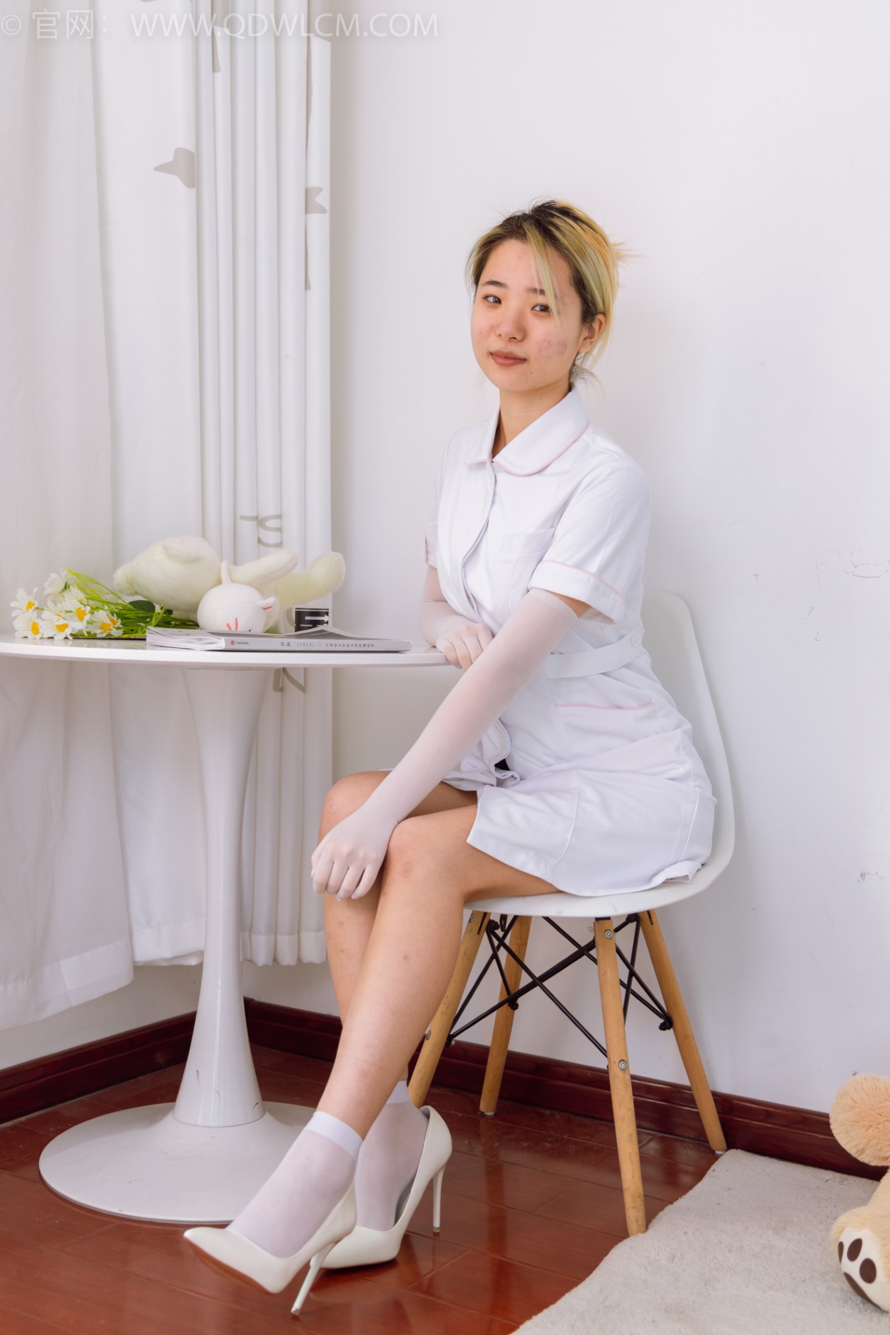 物恋传媒 NO.1447 姜姜-纯白棉花糖[150P/1V/3.84GB]