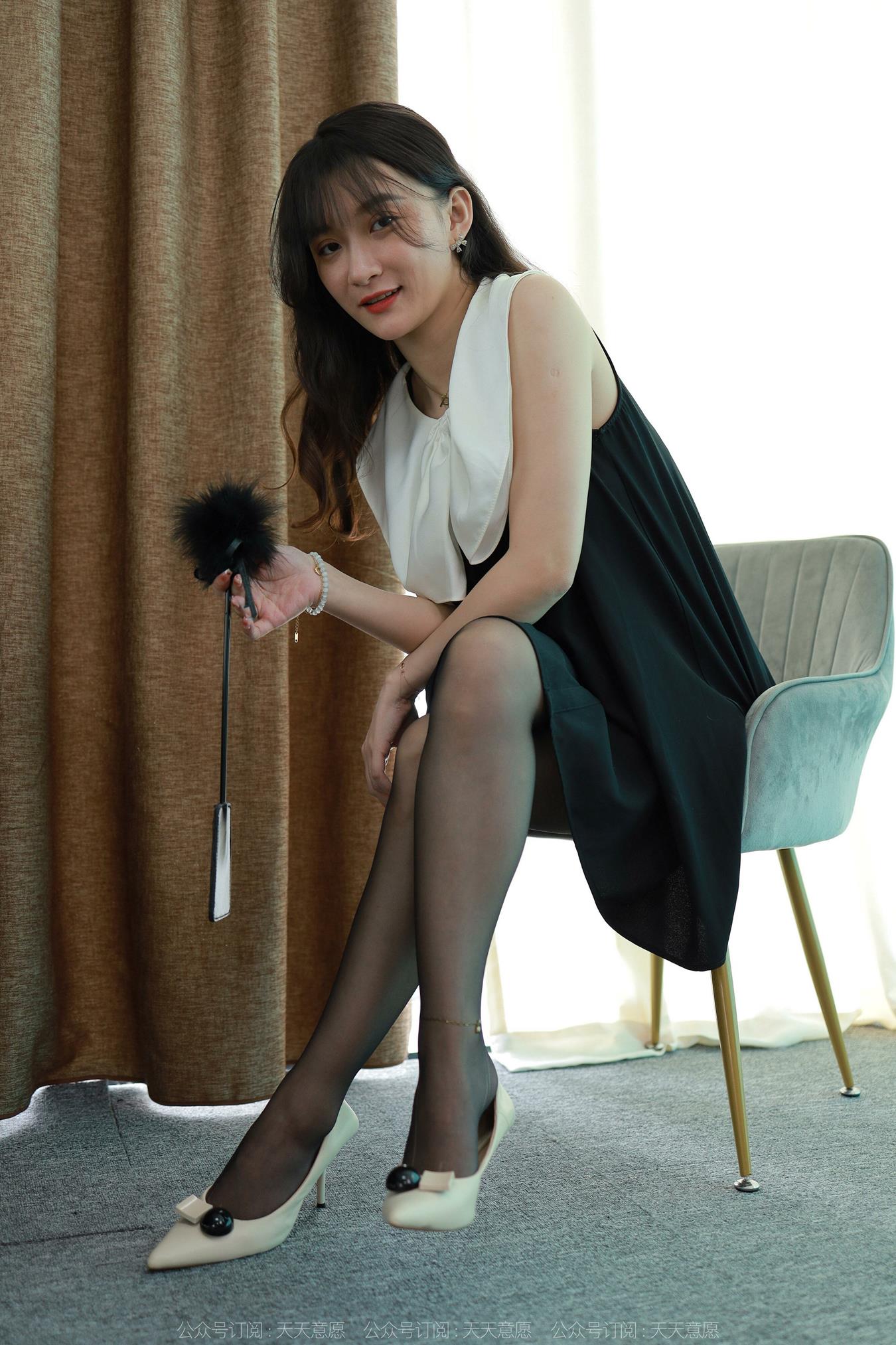 [IESS异思趣向] 2022.07.18 丝享家1151：秋秋《甜辣教主》[89P/153MB]
