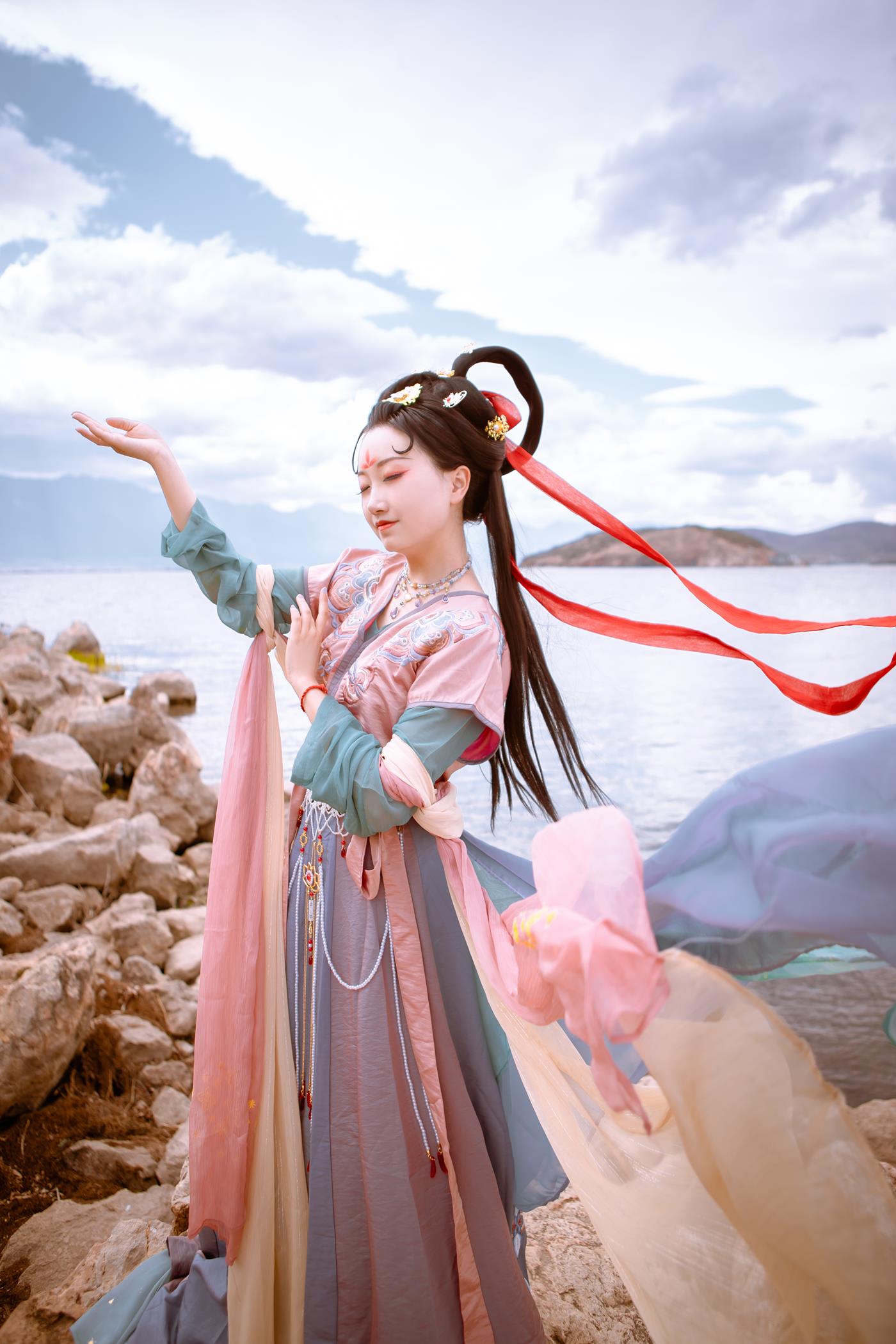 [YITUYU艺图语] 2022.02.14 胡旋女 重羽_KUSHINA-MIO [23P/231MB]