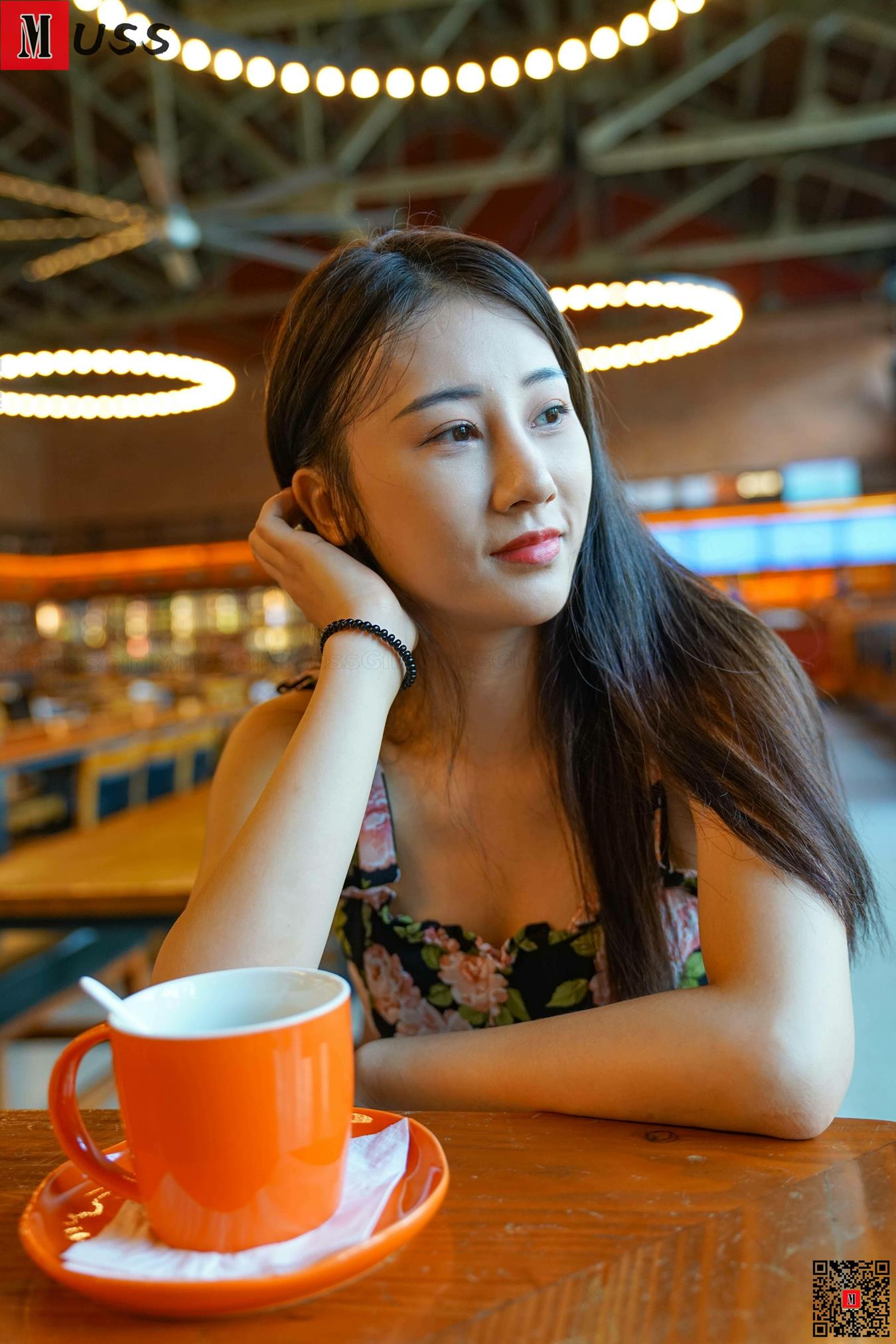 [MussGirl慕丝女郎]NO.396 绝美碎花裙B[63P/111MB]