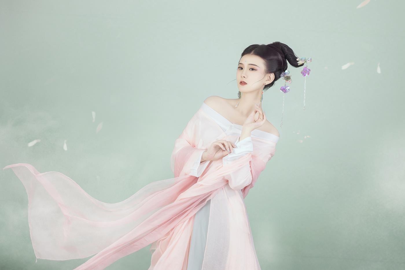 [YITUYU艺图语] 2022.03.01 采桑子 欣宝 [22P/845MB]