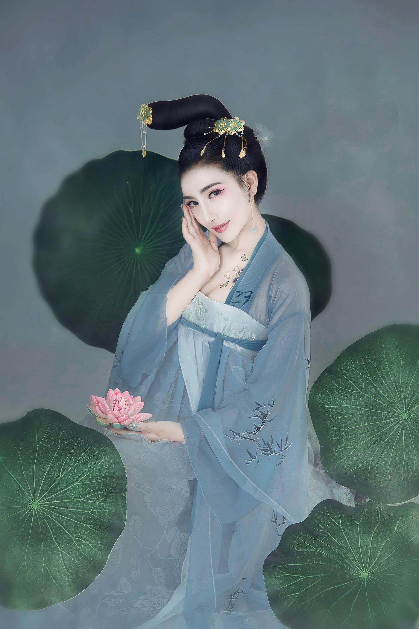 [YITUYU艺图语] 2022.02.11 咏莲 唯宝 [22P/219MB]