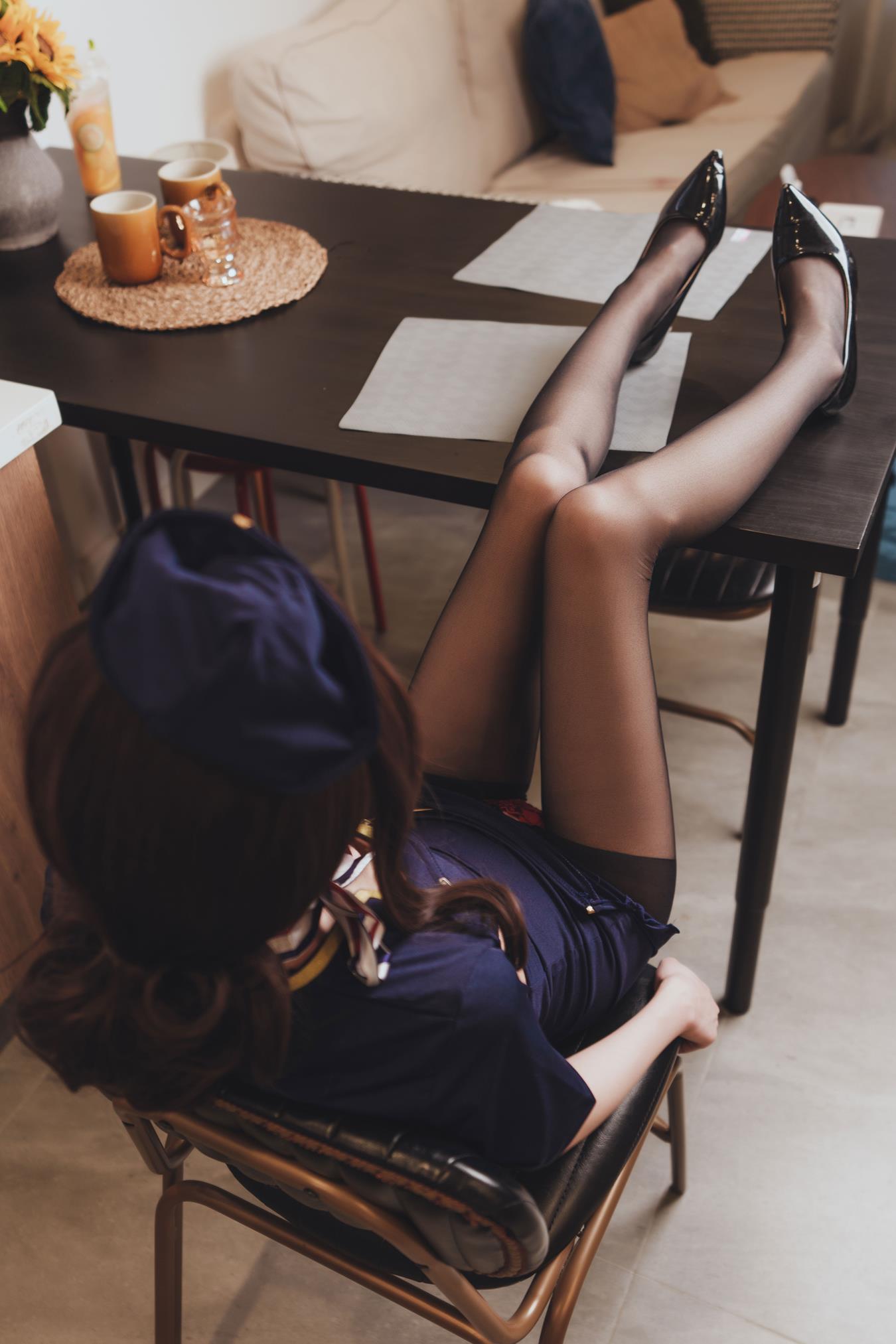 西园寺南歌写真 - 空姐[52P/174MB]