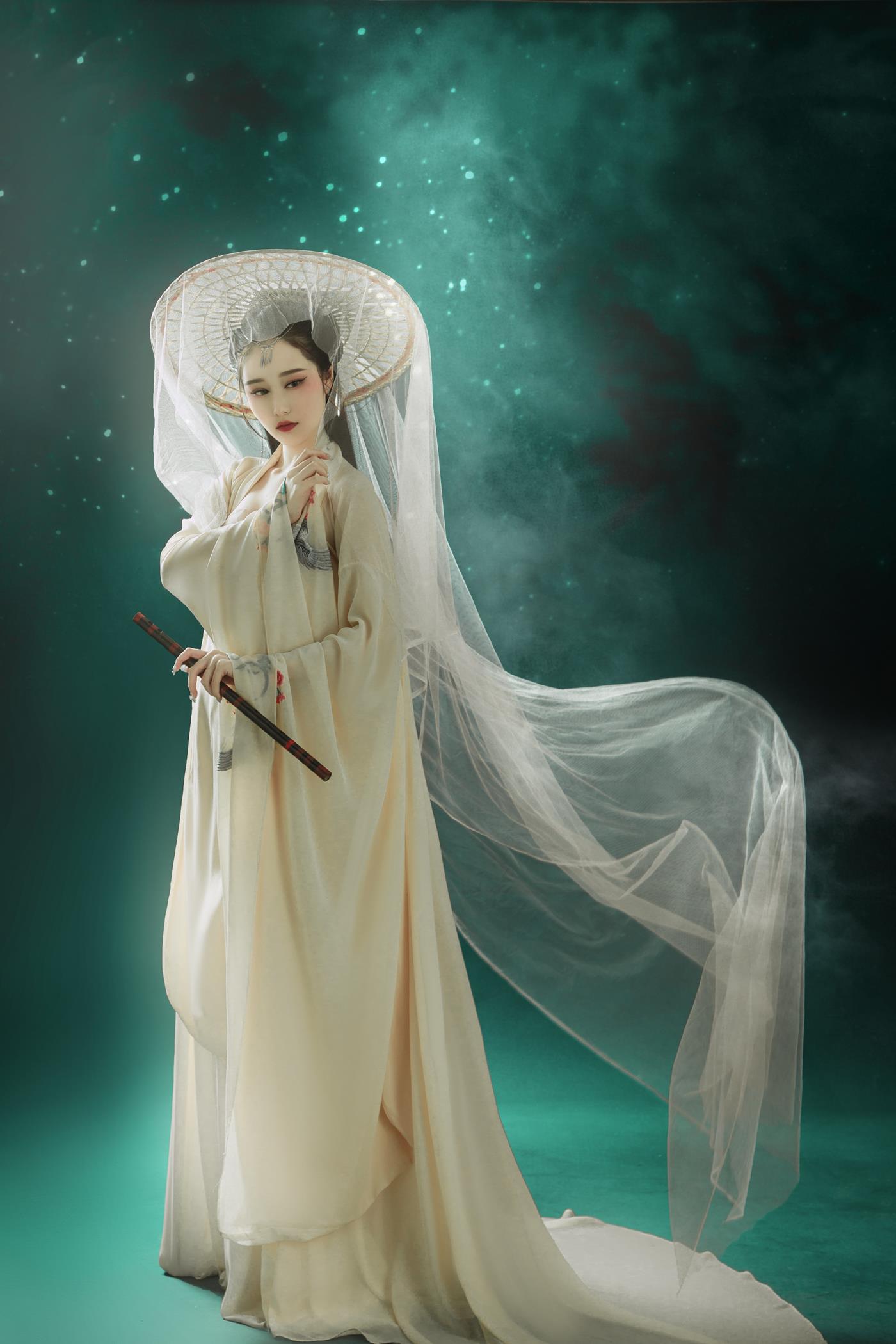 [YITUYU艺图语] 2022.02.17 孤星寒 娜宝 [22P/313MB]