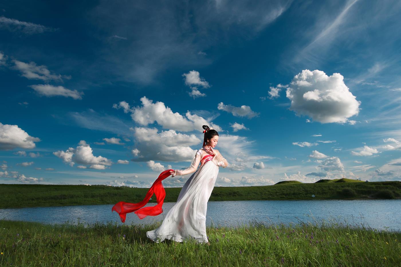 [YITUYU艺图语] 2022.02.20 在水一方 晶晶 [20P/247MB]