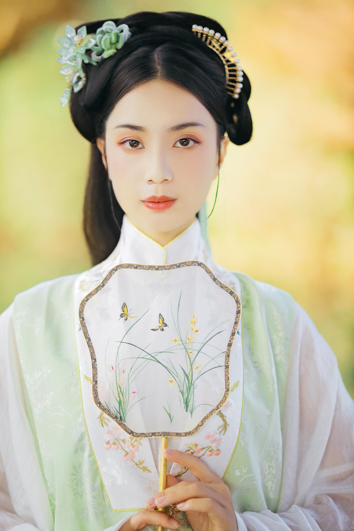 [YITUYU艺图语] 2022.03.01 不及你 倾眸- [22P/180MB]