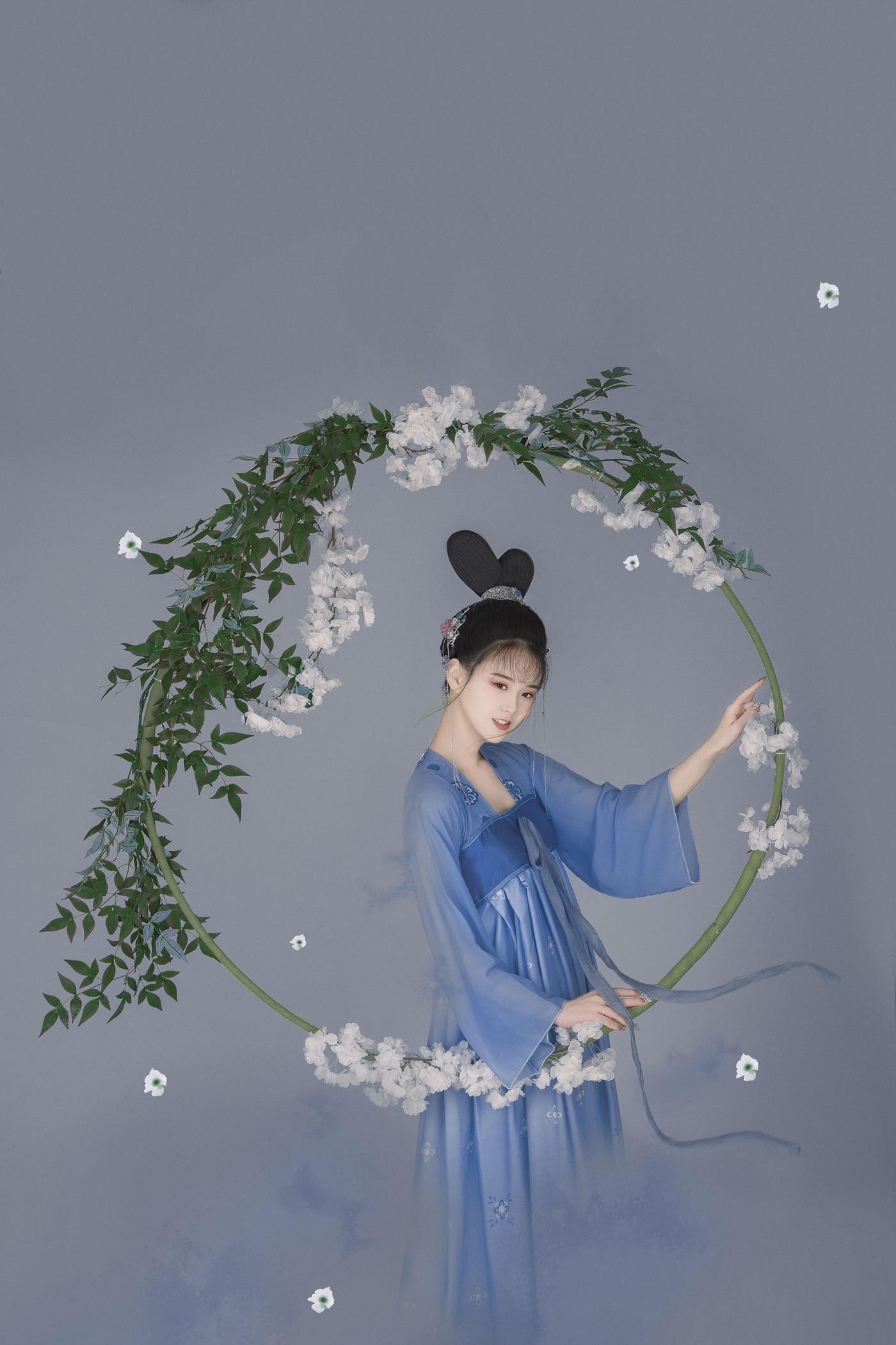 [YITUYU艺图语] 2022.02.28 缕青丝 欣宝 [22P/422MB]