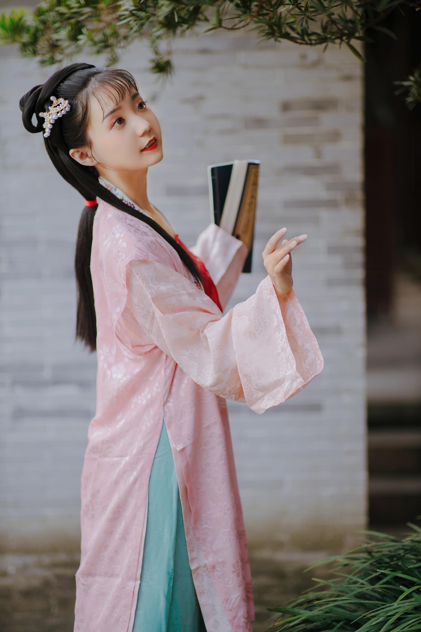 [YITUYU艺图语] 2022.02.21 锁清秋 简森_Red [25P/216MB]