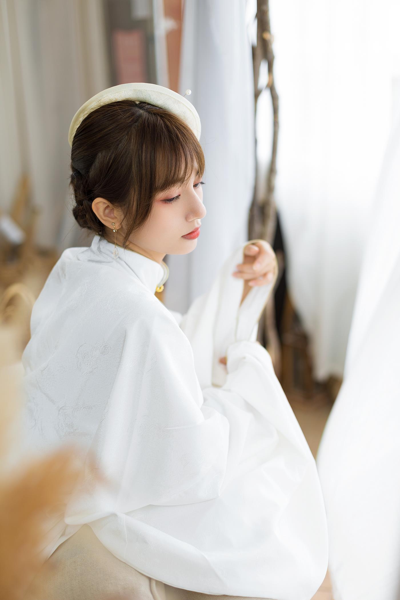 [YITUYU艺图语] 2022.02.27 人间的第一口糖 konnni7waa [24P/477MB]