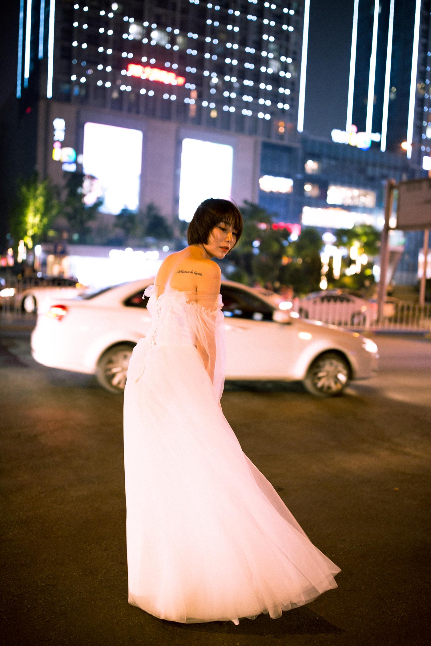 [YITUYU艺图语] 2022.02.21 漫长的夜 君洳 [34P/333MB]