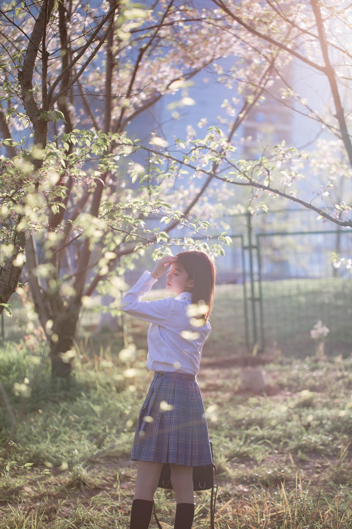 [YITUYU艺图语] 2022.02.23 JK写真集 青山情山 [36P/79MB]