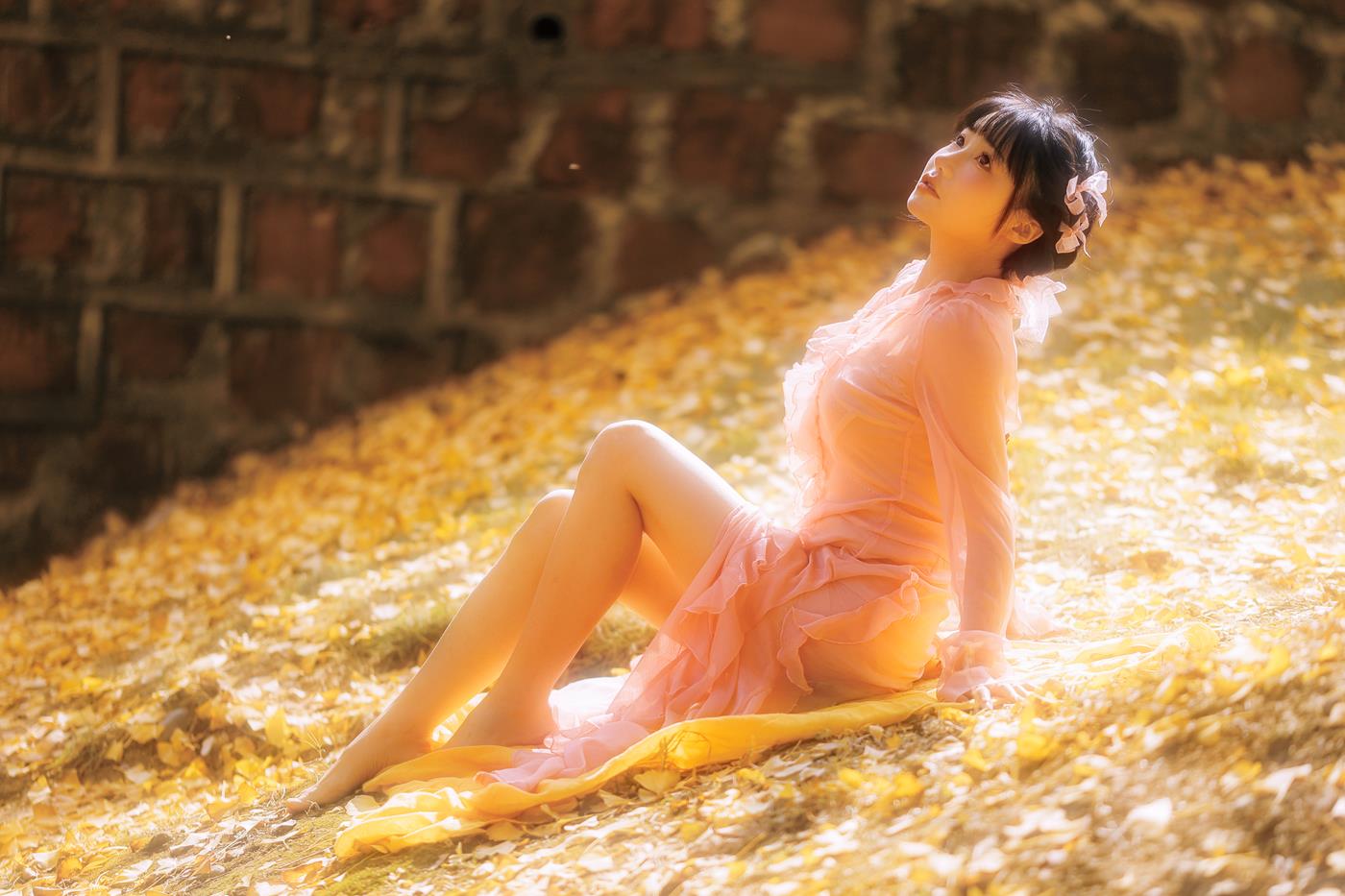 [YITUYU艺图语] 2022.02.25 梦里 周小兔呀 [32P/327MB]