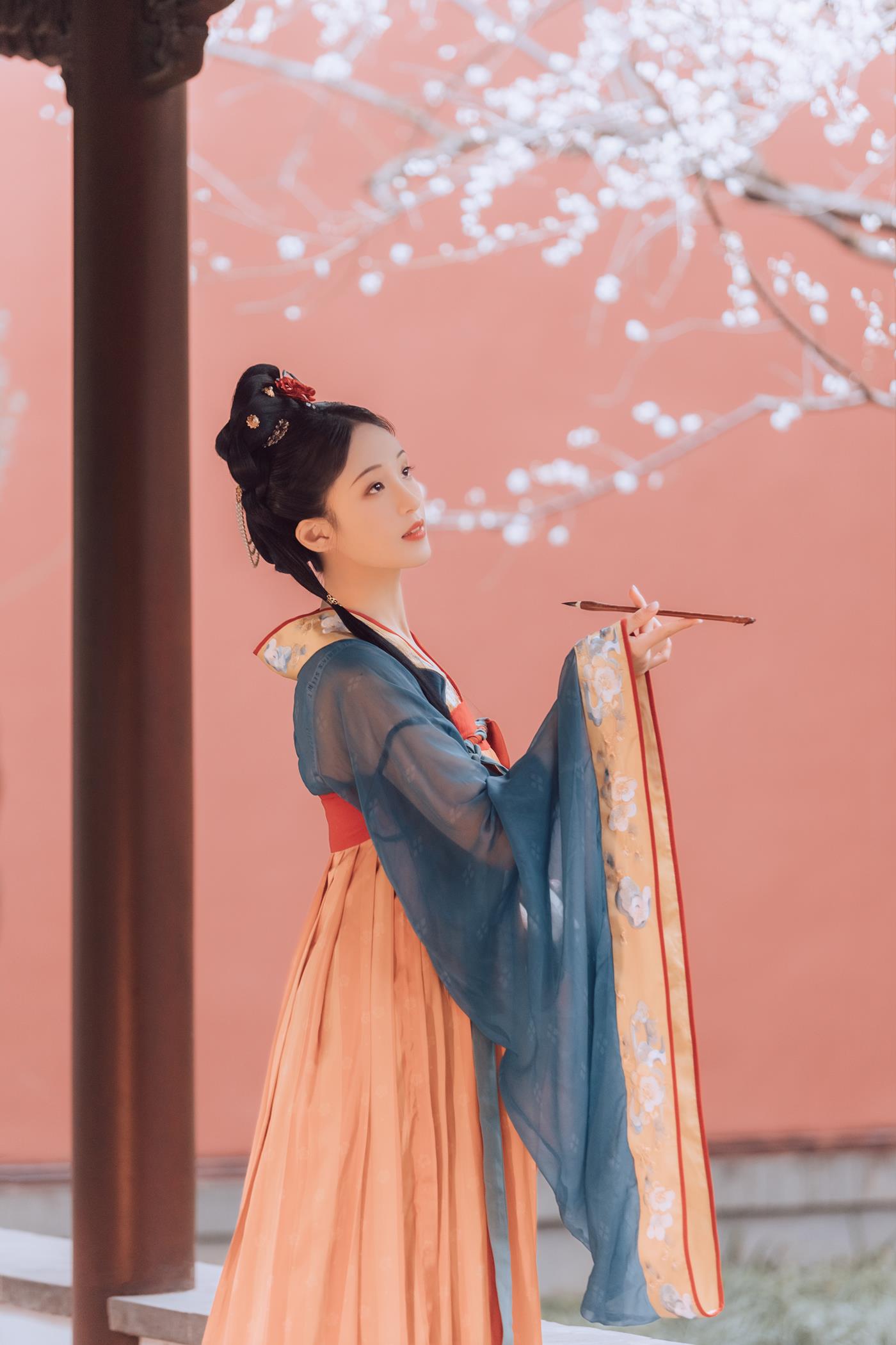 [YITUYU艺图语] 2022.03.05 寒梅 方莛玉 [38P/368MB]