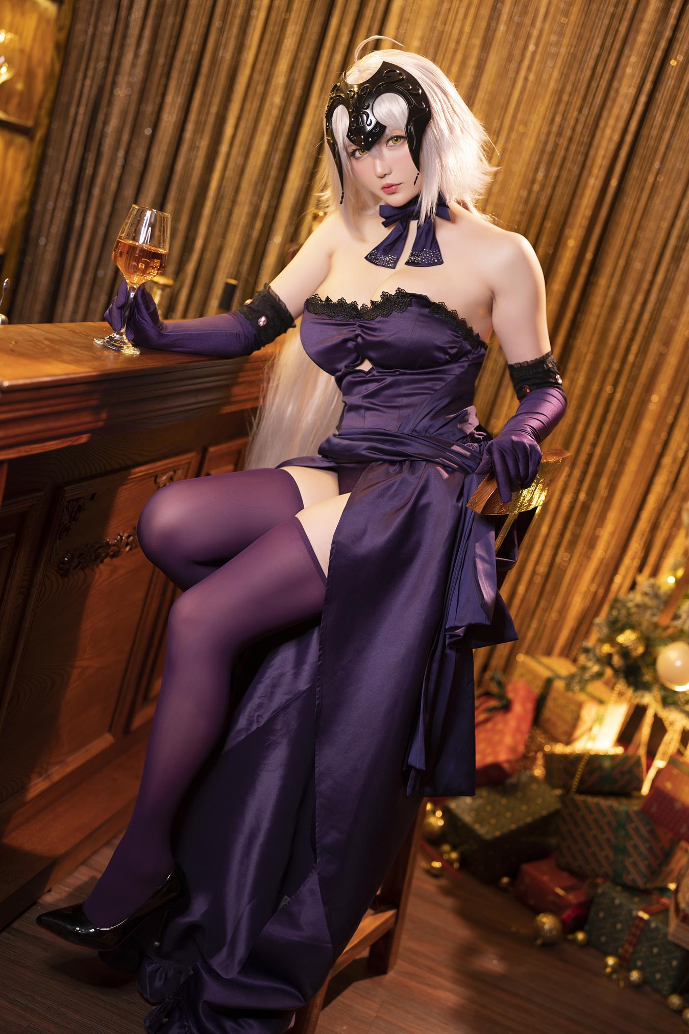 Coser小姐姐星之迟迟 圣诞节 黑贞[41P/258MB]