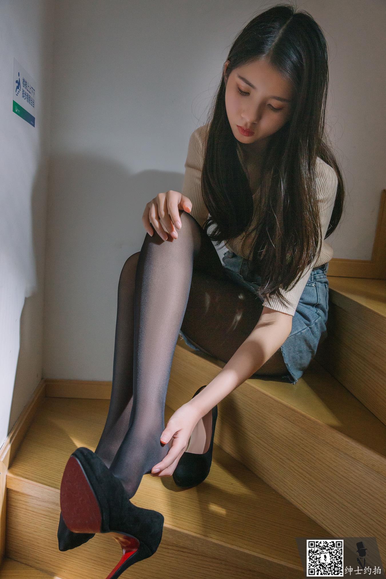 SHENSHI绅士 - SS136 黛欣[52P/131MB]