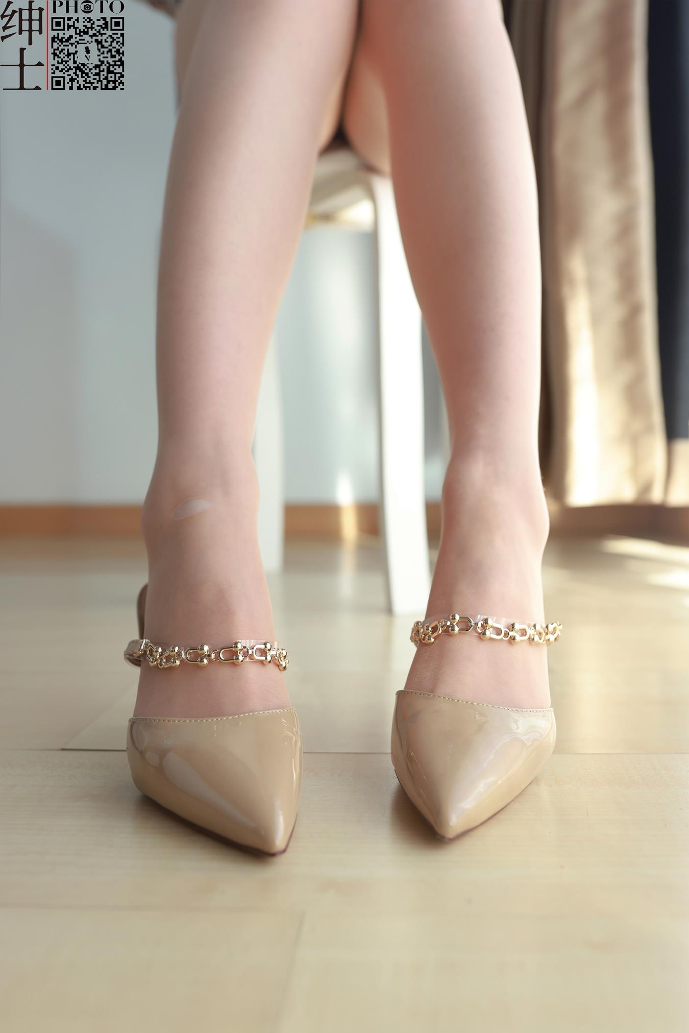 SHENSHI绅士 - SS157 周周[58P/573MB]