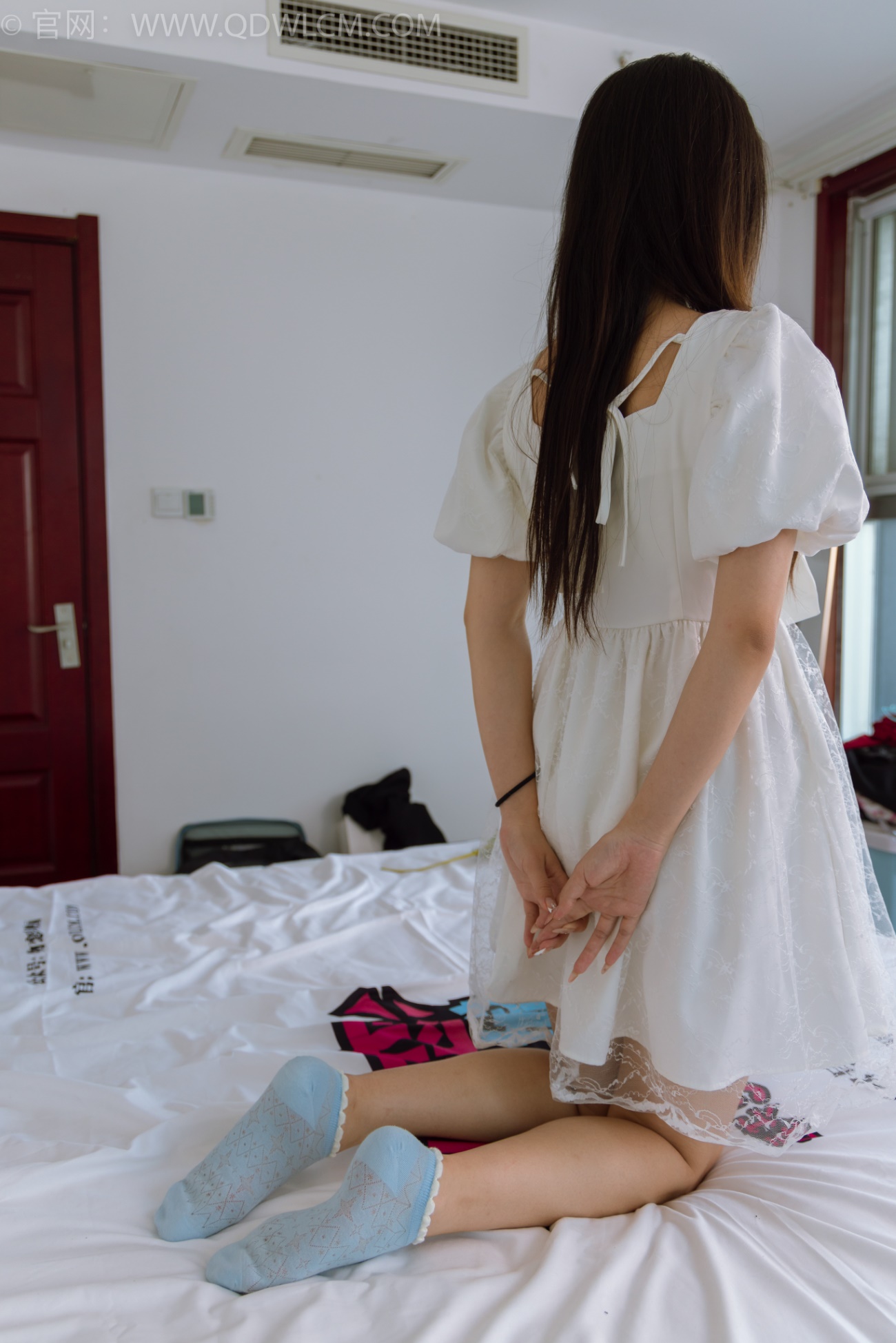 物恋传媒 NO.1448 美兔-最美白月光[180P/1V/4.67GB]