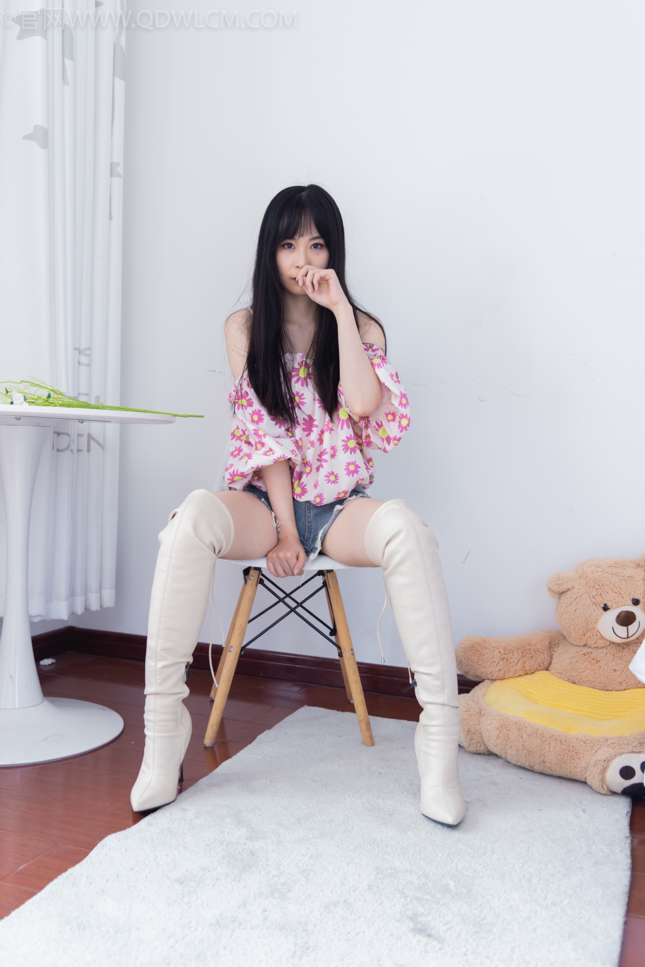 物恋传媒 NO.1431 兮兮-思念的声音[175P/1V/4.18GB]