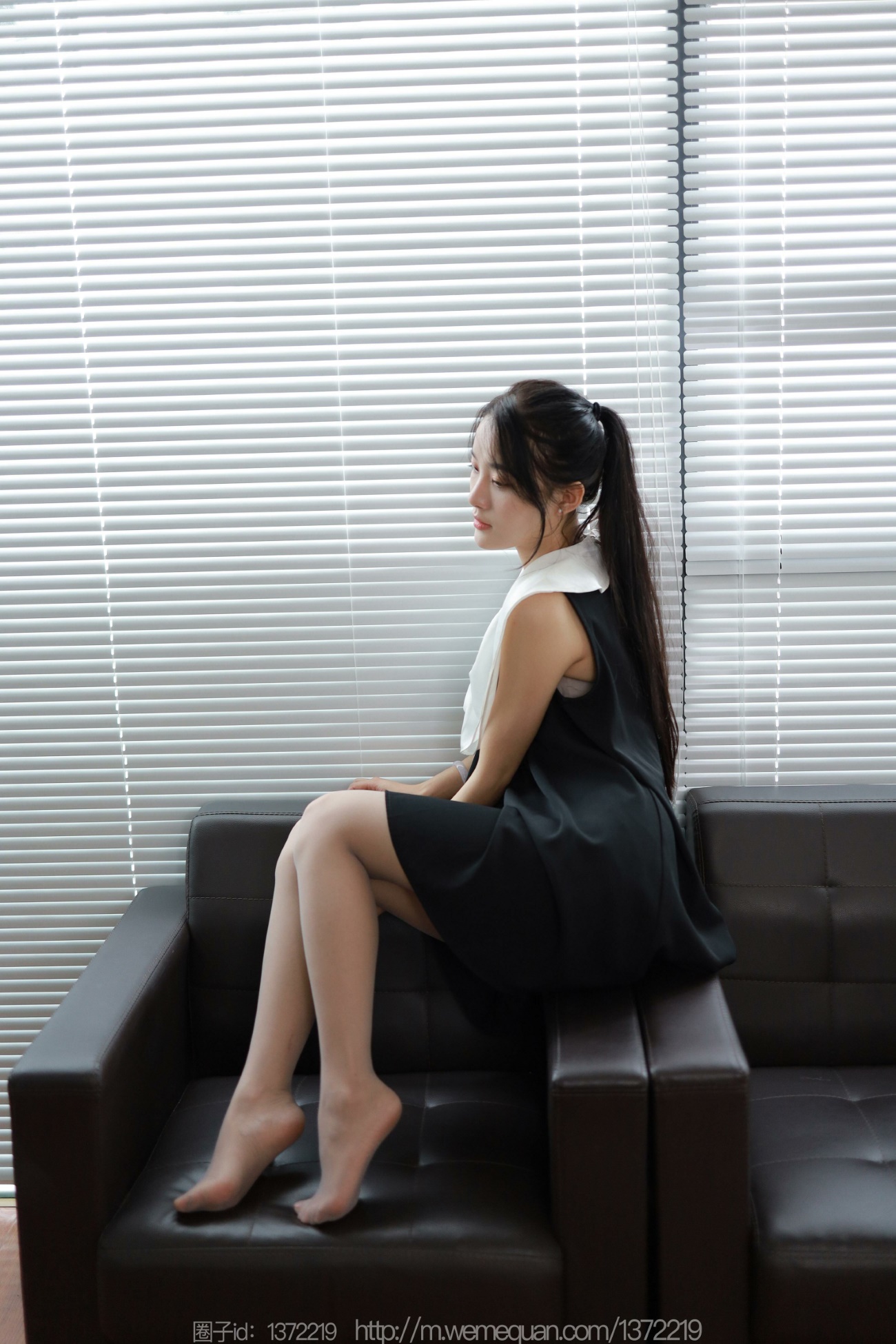 [IESS异思趣向] 耽丝 2022.12.13 婉萍 [84P/87MB]