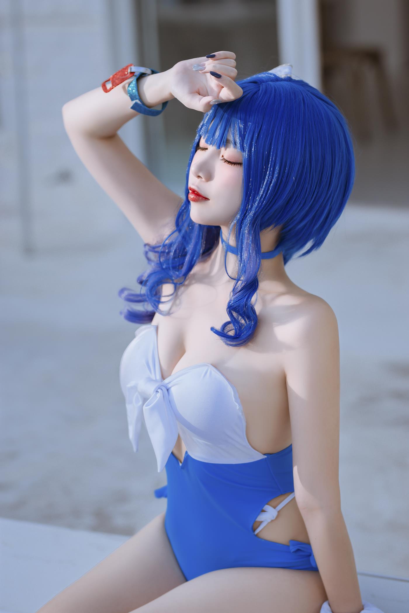 二佐Nisa - 碧蓝 圣路易斯泳装[26P/267MB]