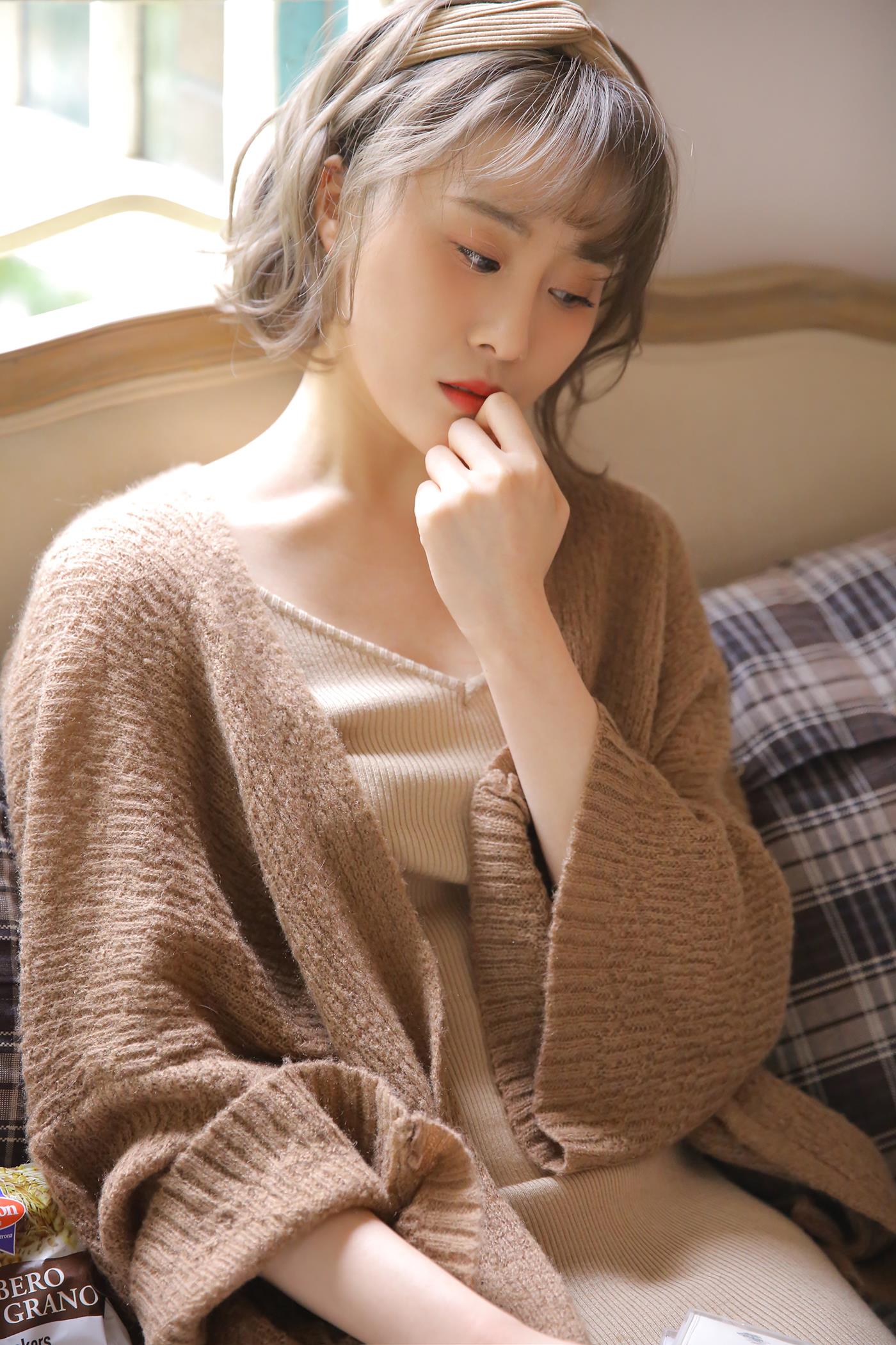 [YALAYI雅拉伊]2022.12.30 NO.997 千里之外[32+1P/280MB]