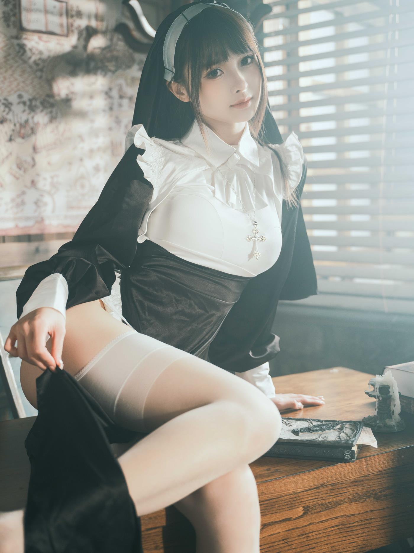 河豚抚子 修女 [15P/65MB]