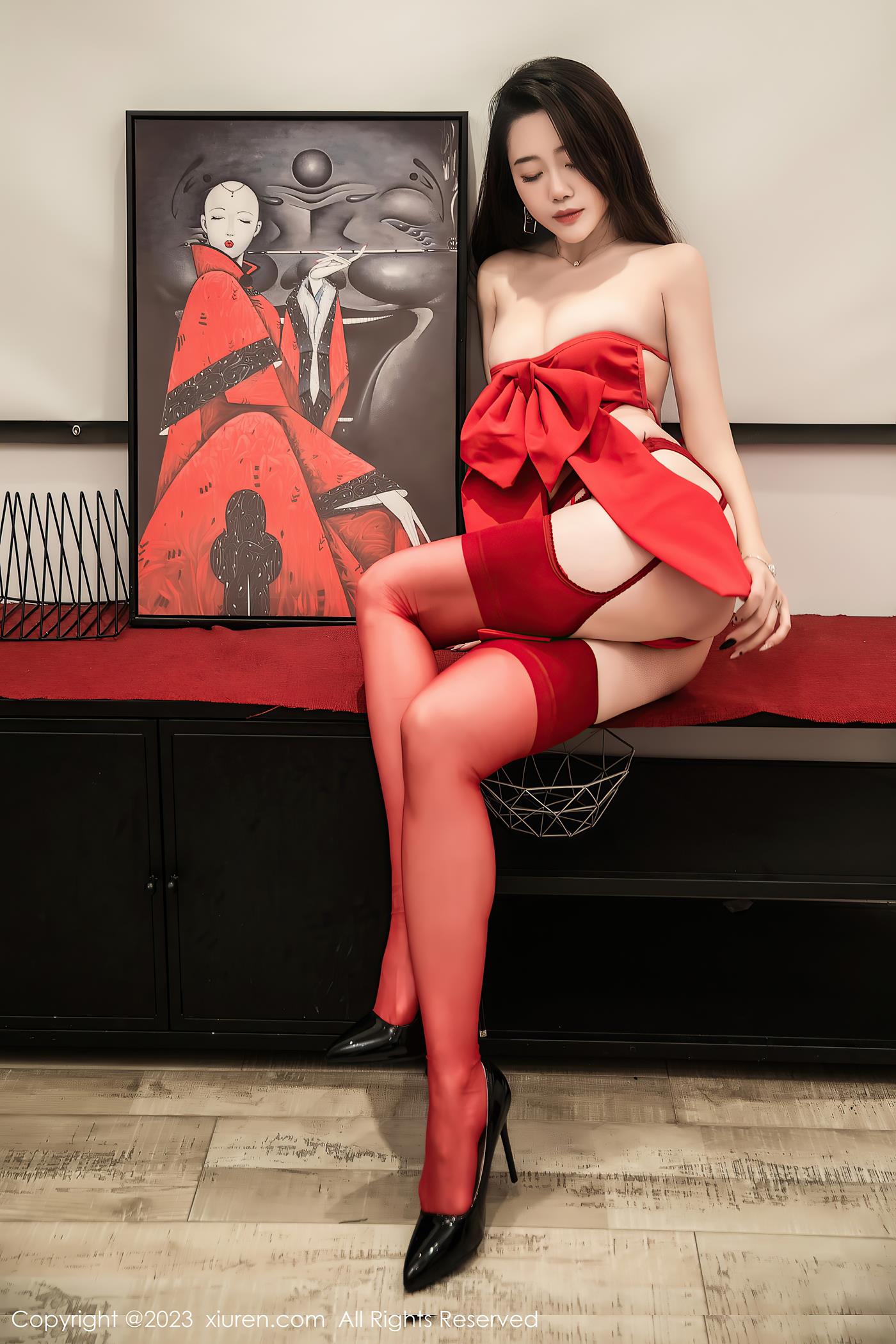 [Xiuren秀人网]2023.02.09 NO.6238 严利娅Yuliya[71+1P/605MB]