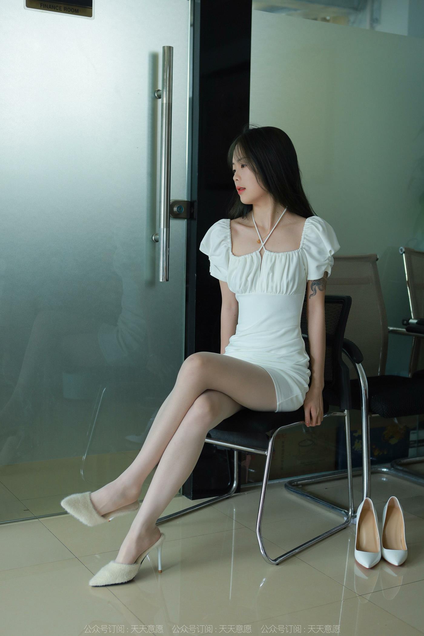 [IESS异思趣向] 2022.08.28 丝享家1191：二八《白色茉莉》[90P/114MB]