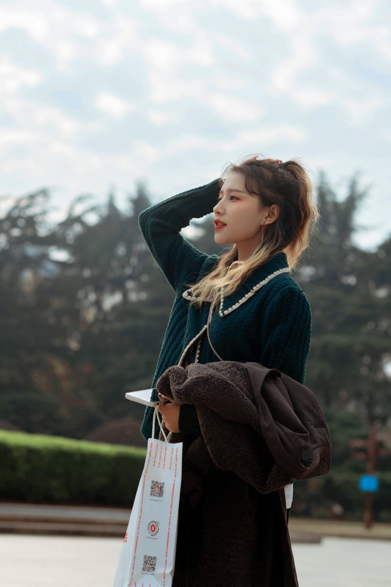 [YITUU艺图语] 2022.03.10 秋末 龙雪 [23P/240MB]