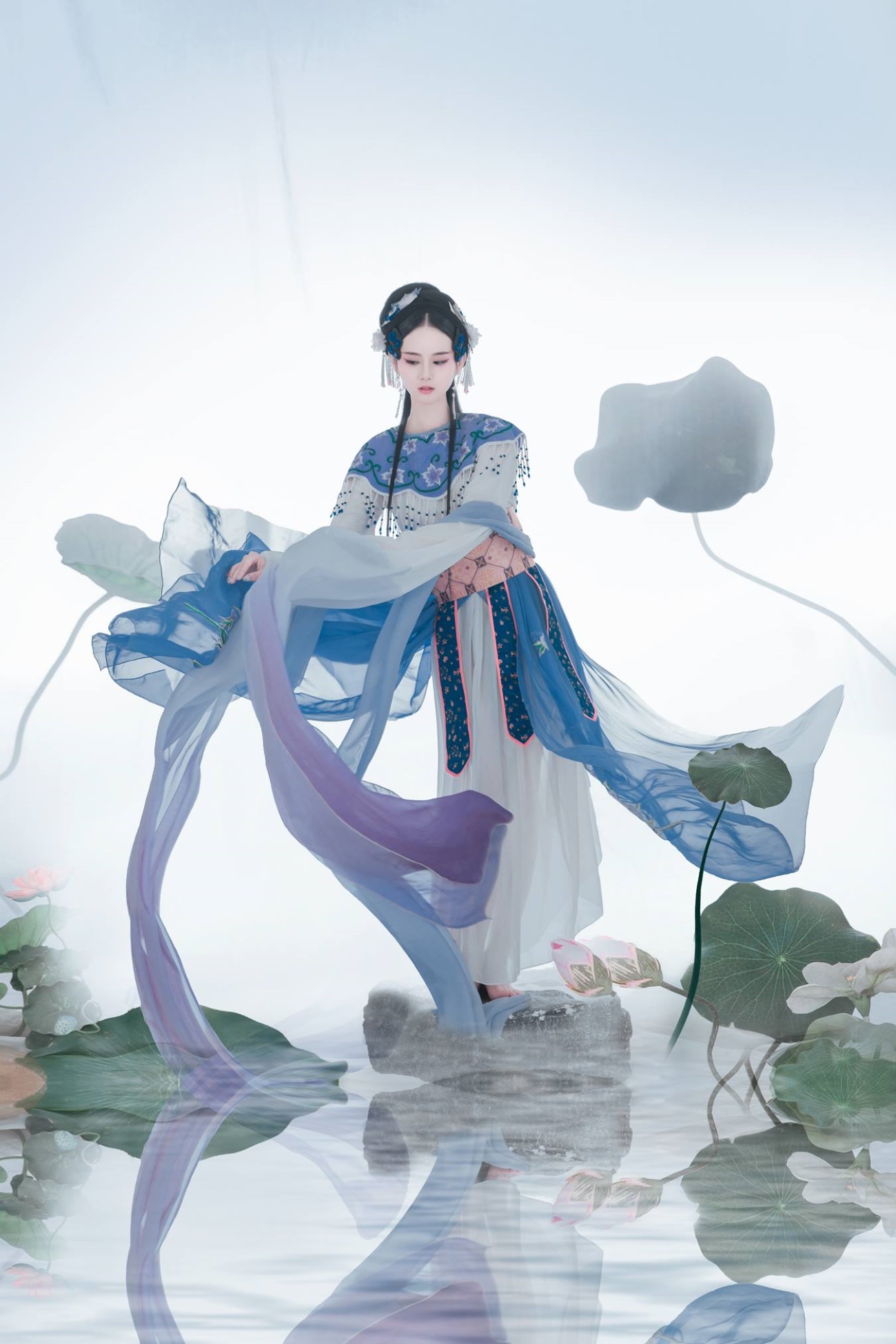 [YITUU艺图语] 2022.03.12 春风袅娜 欣宝 [22P/123MB]