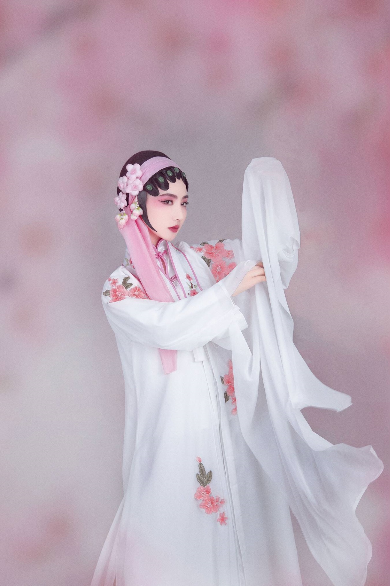 [YITUU艺图语] 2022.03.14 桃花坞 唯宝 [22P/503MB]