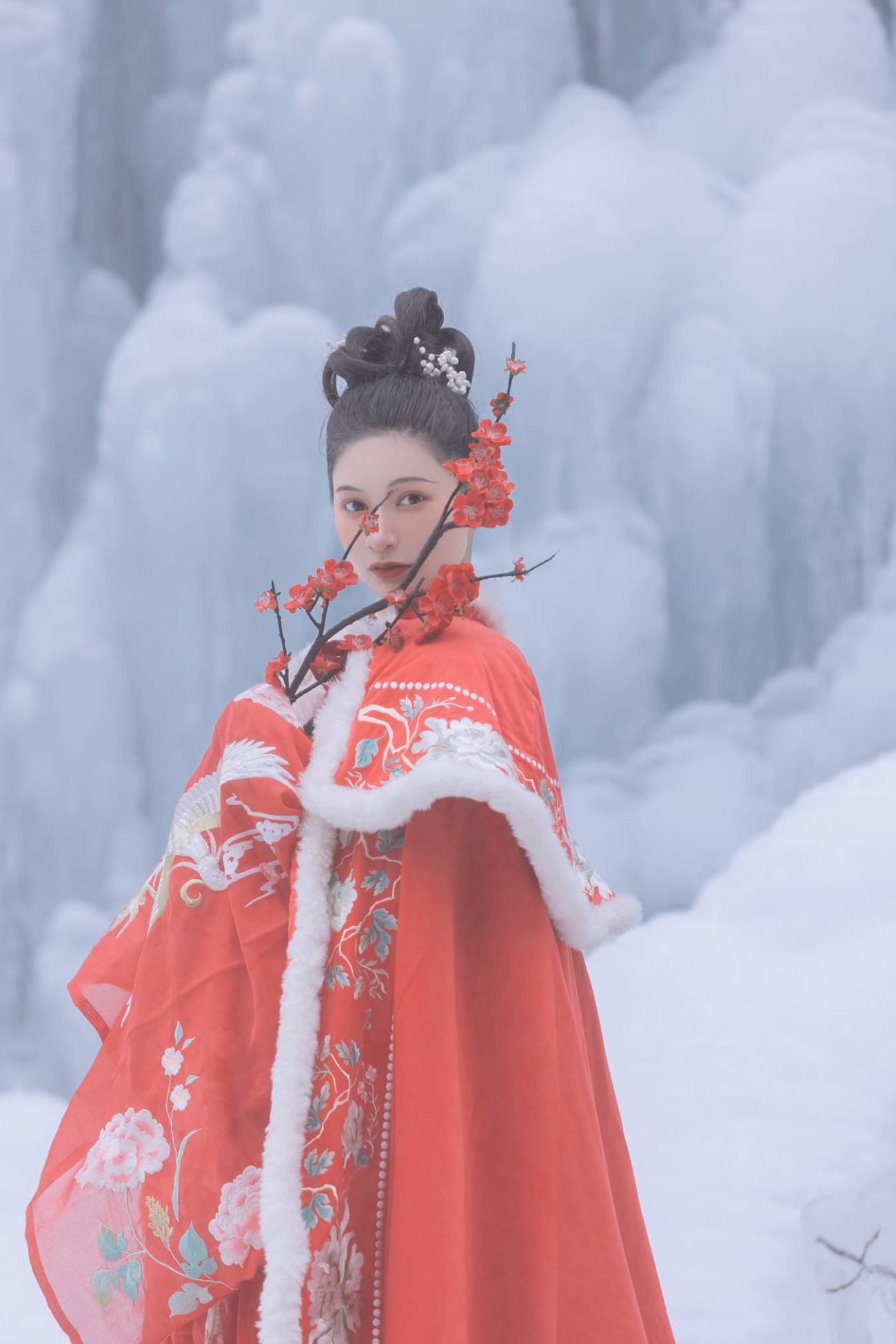 [YITUU艺图语] 2022.03.15 苍山暮雪 稀饭饭_禹莘 [32P/249MB]