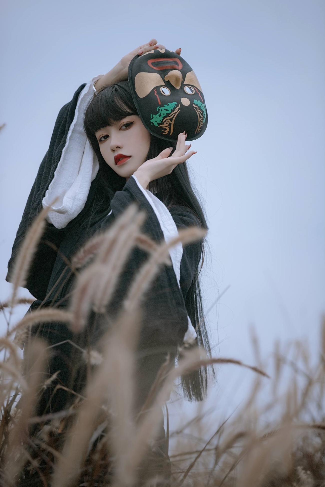 [YITUU艺图语] 2022.03.18 暗河 梨一依 [23P/291MB]