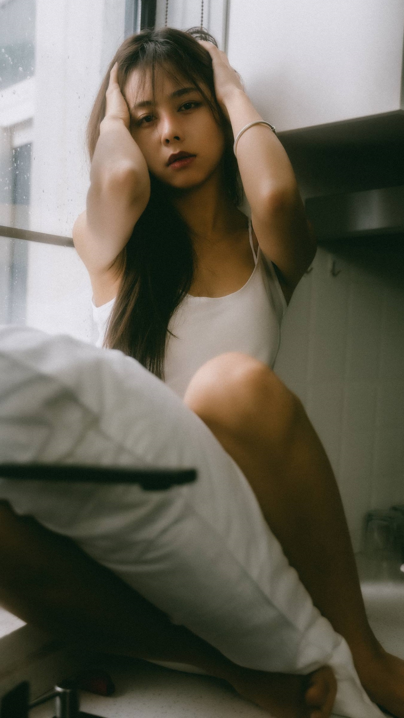 [YITUU艺图语] 2022.03.13 白色睡衣 小浦 [34P/429MB]