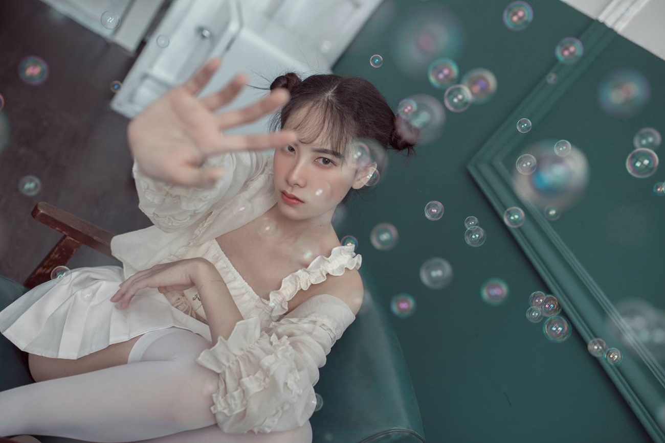 [YITUU艺图语] 2022.03.10 房间 小圆呐 [24P/164MB]