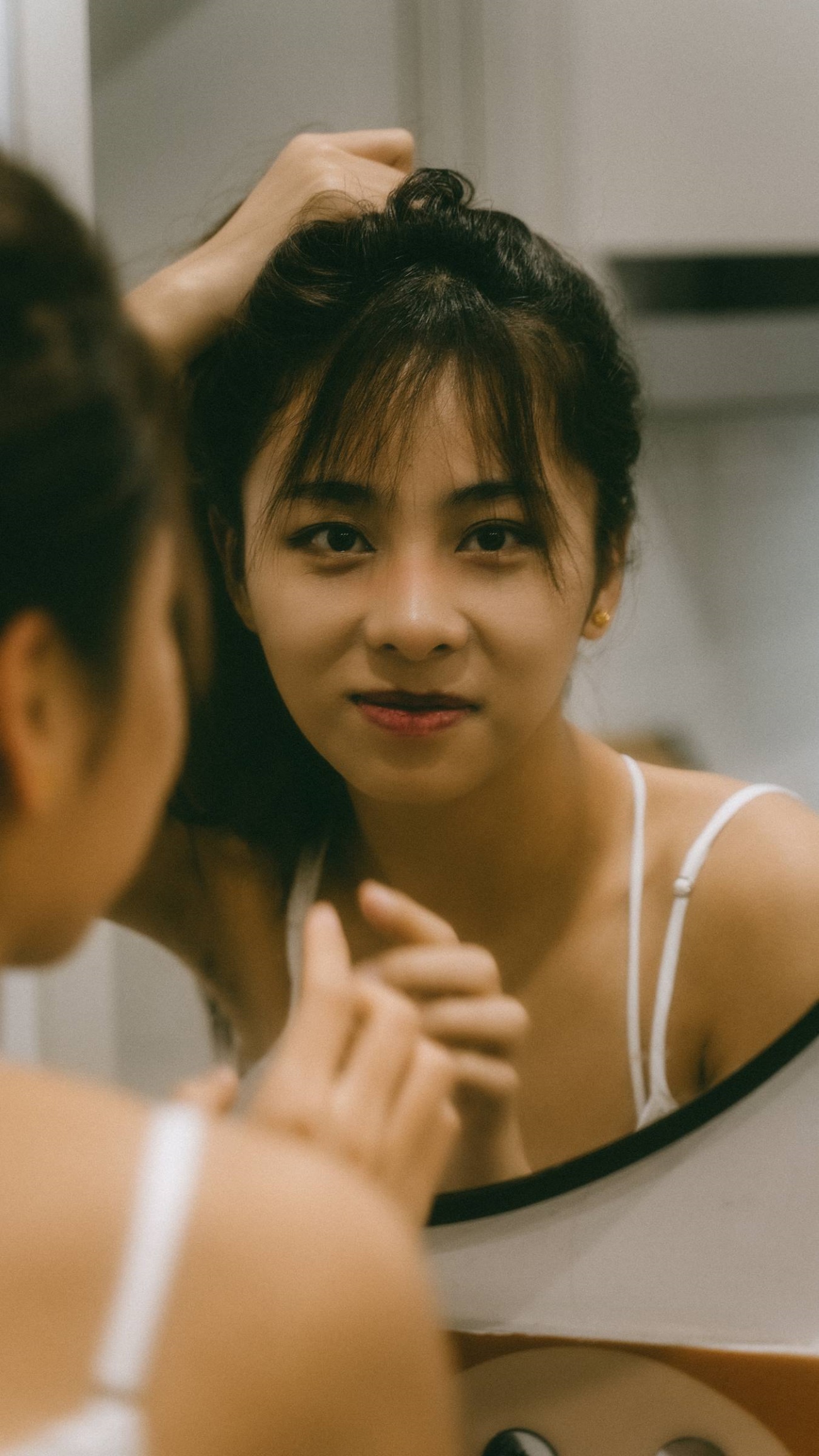 [YITUU艺图语] 2022.03.13 白色睡衣 小浦 [34P/429MB]